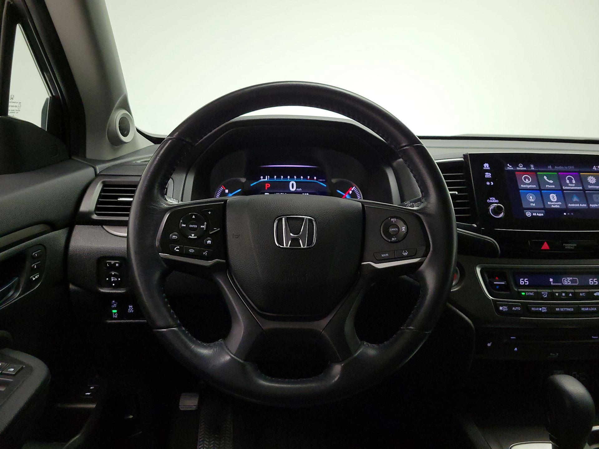 Thumbnail: 2019 Honda Pilot - 10