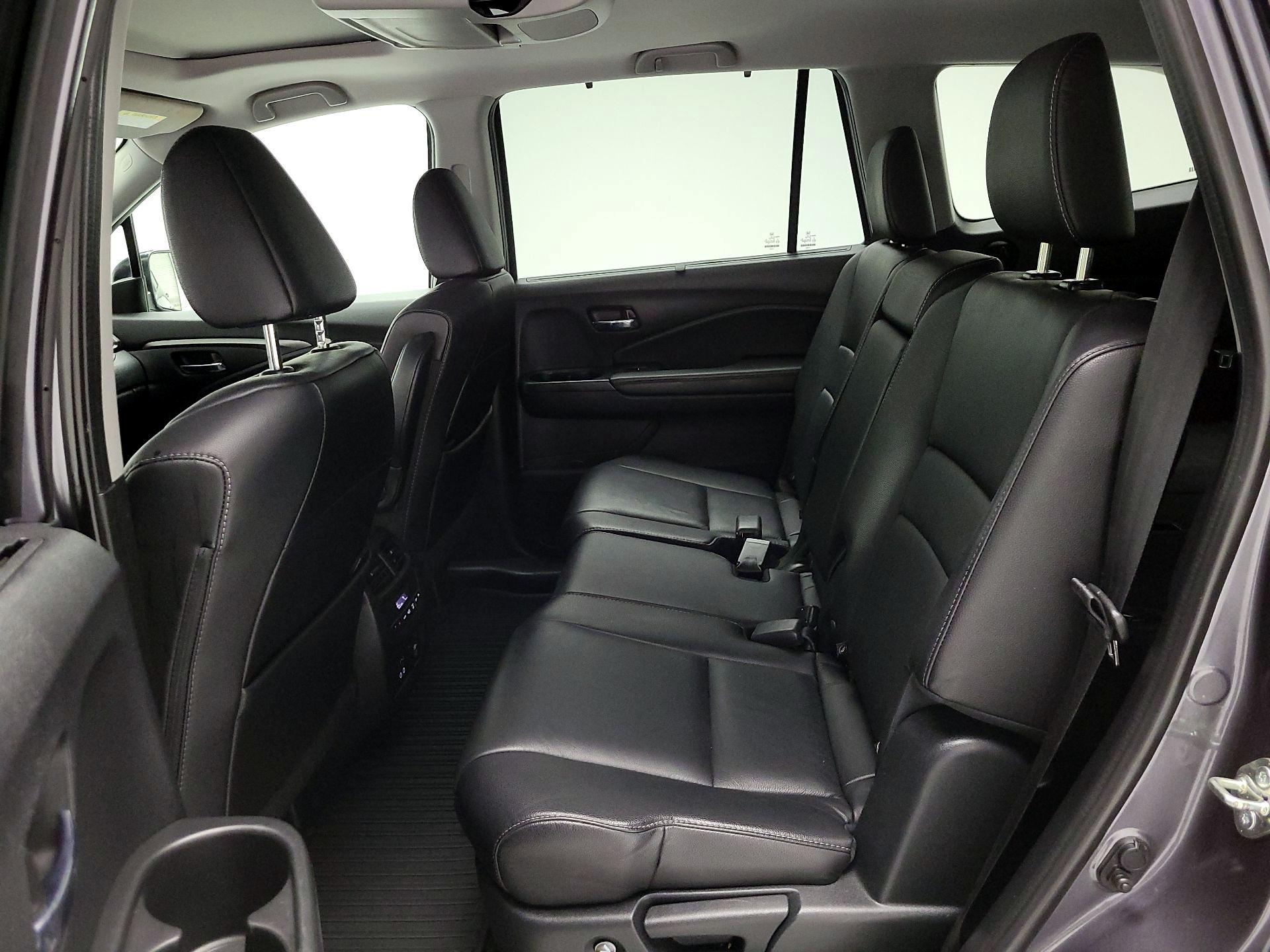 Thumbnail: 2019 Honda Pilot - 20