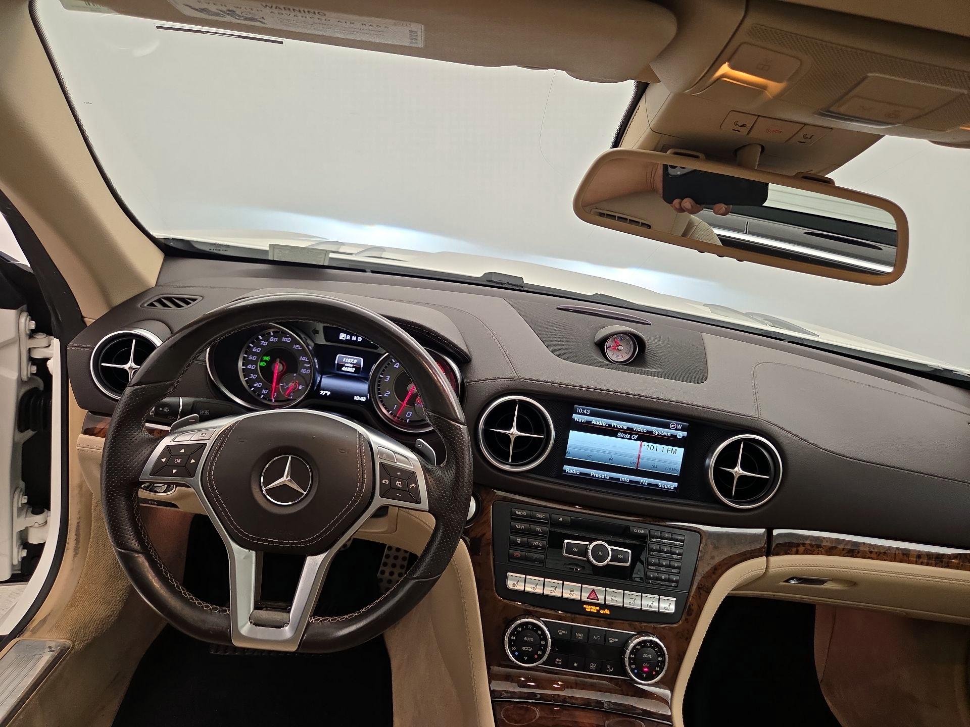 Thumbnail: 2016 Mercedes-Benz SL-Class - 9