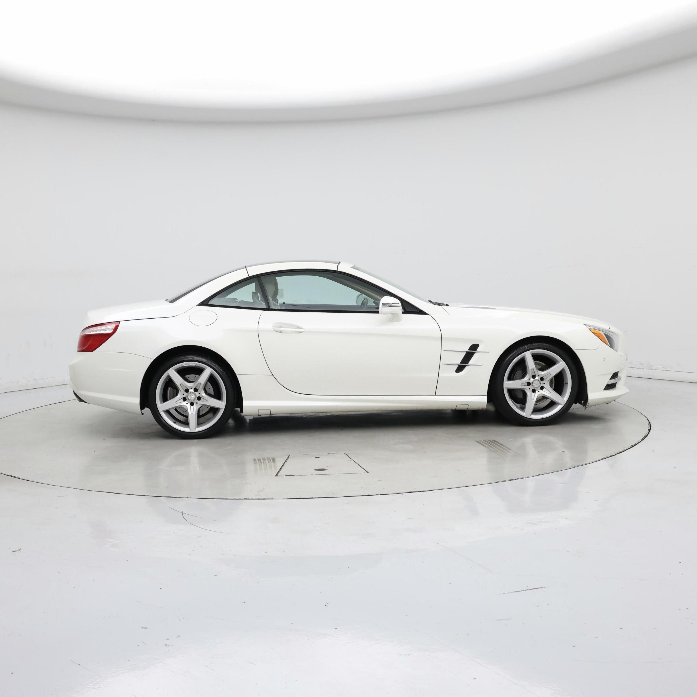 Thumbnail: 2016 Mercedes-Benz SL-Class - 7