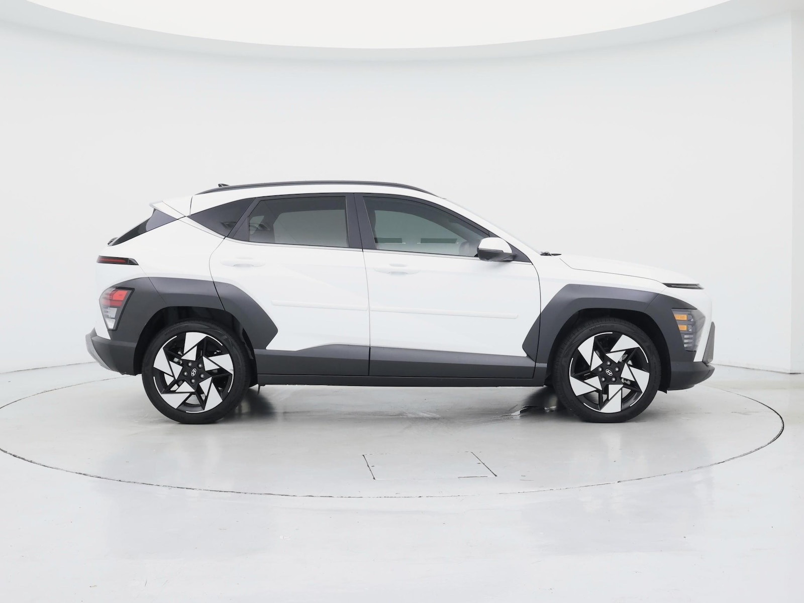 2024 Hyundai Kona Limited - Photo 8