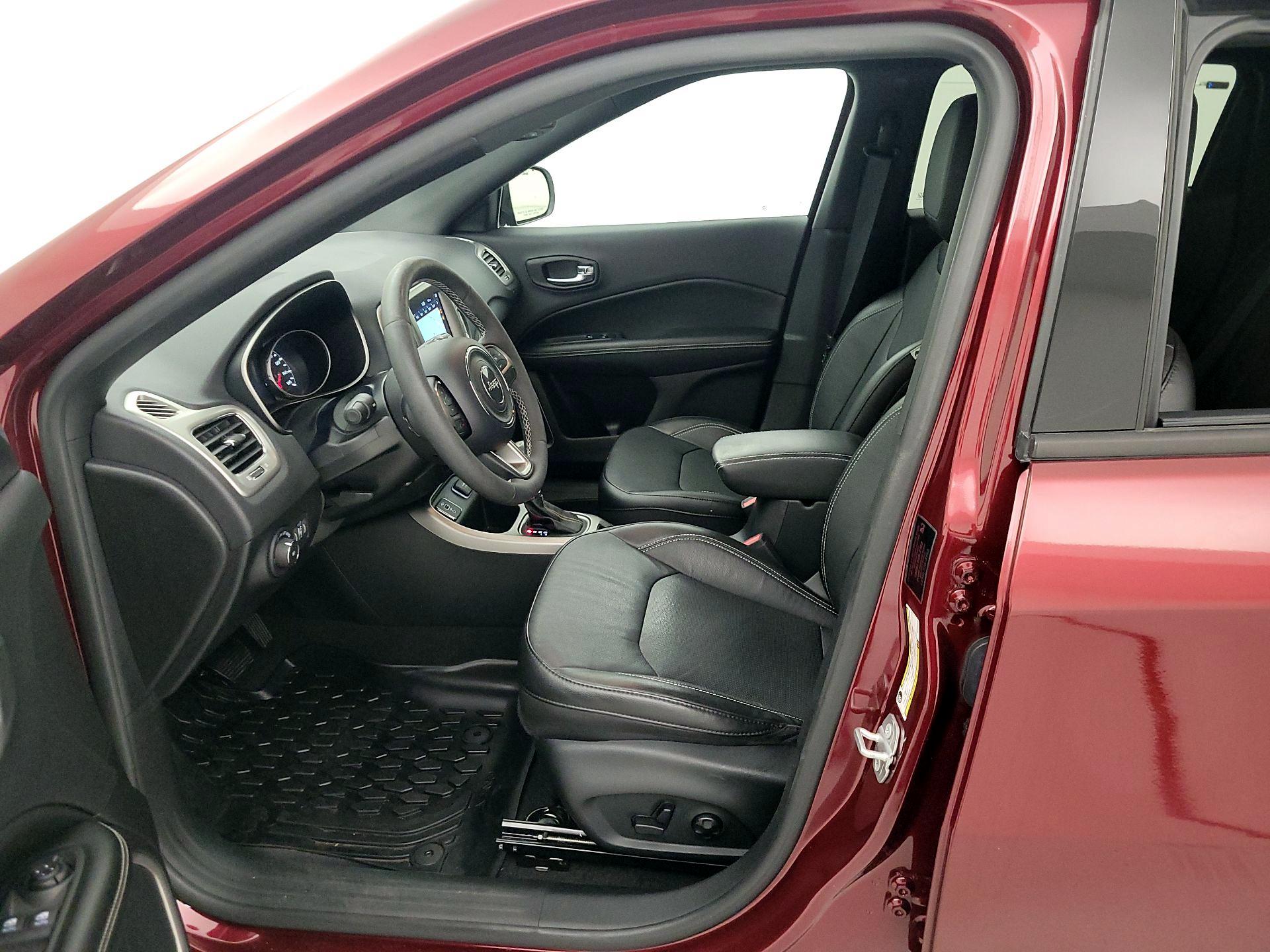 Thumbnail: 2021 Jeep Compass - 11