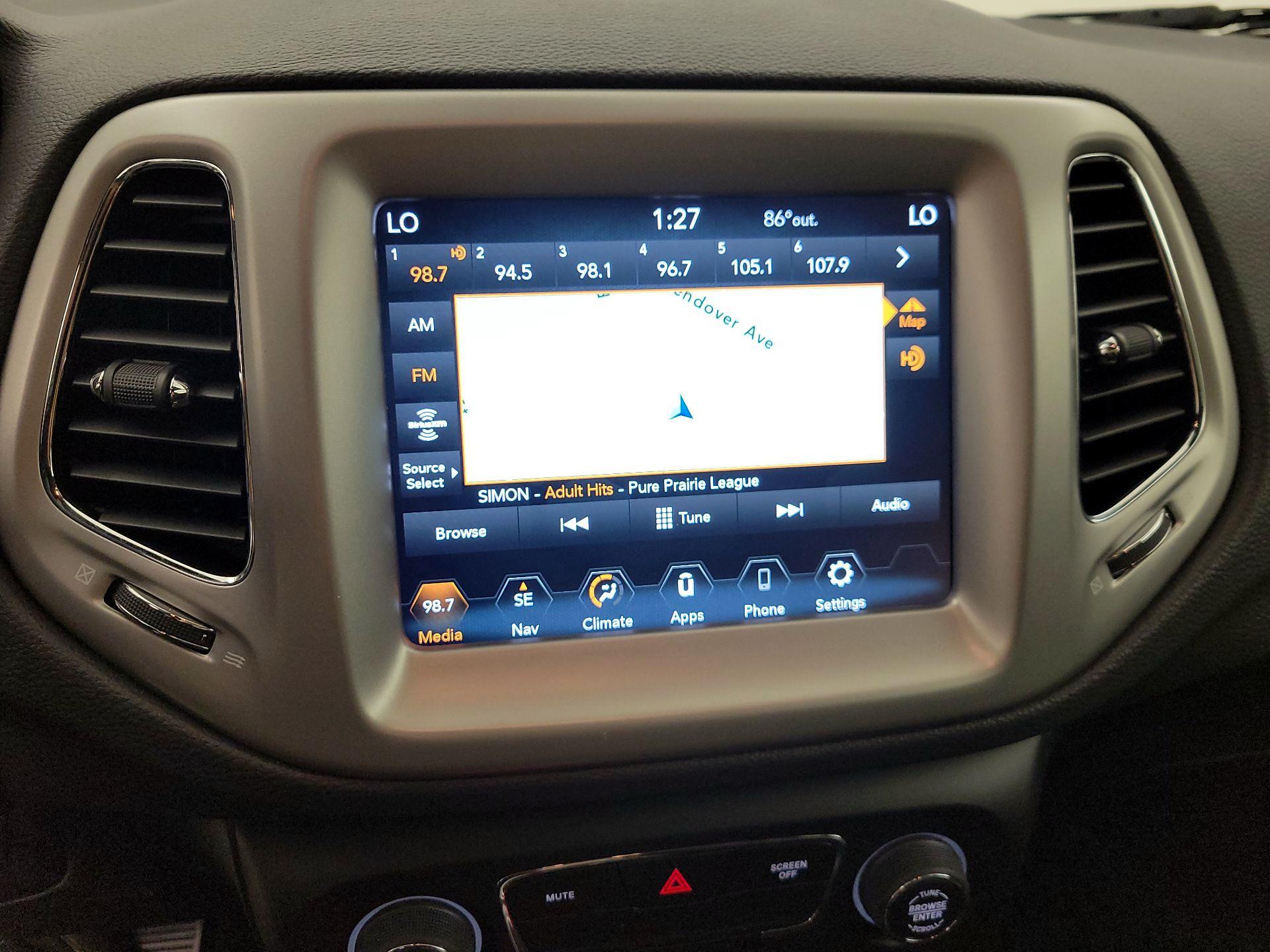 Thumbnail: 2021 Jeep Compass - 14