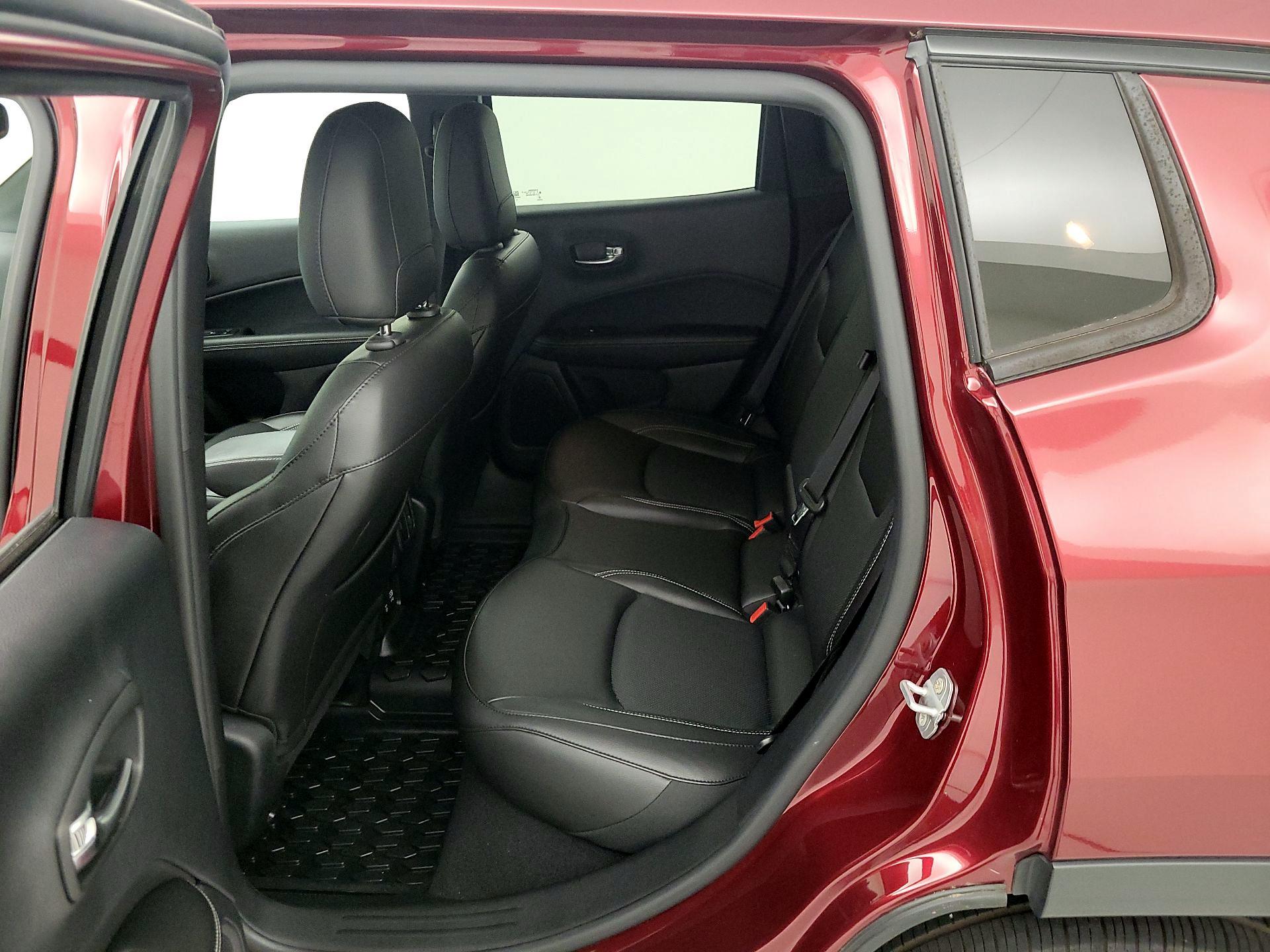 Thumbnail: 2021 Jeep Compass - 20