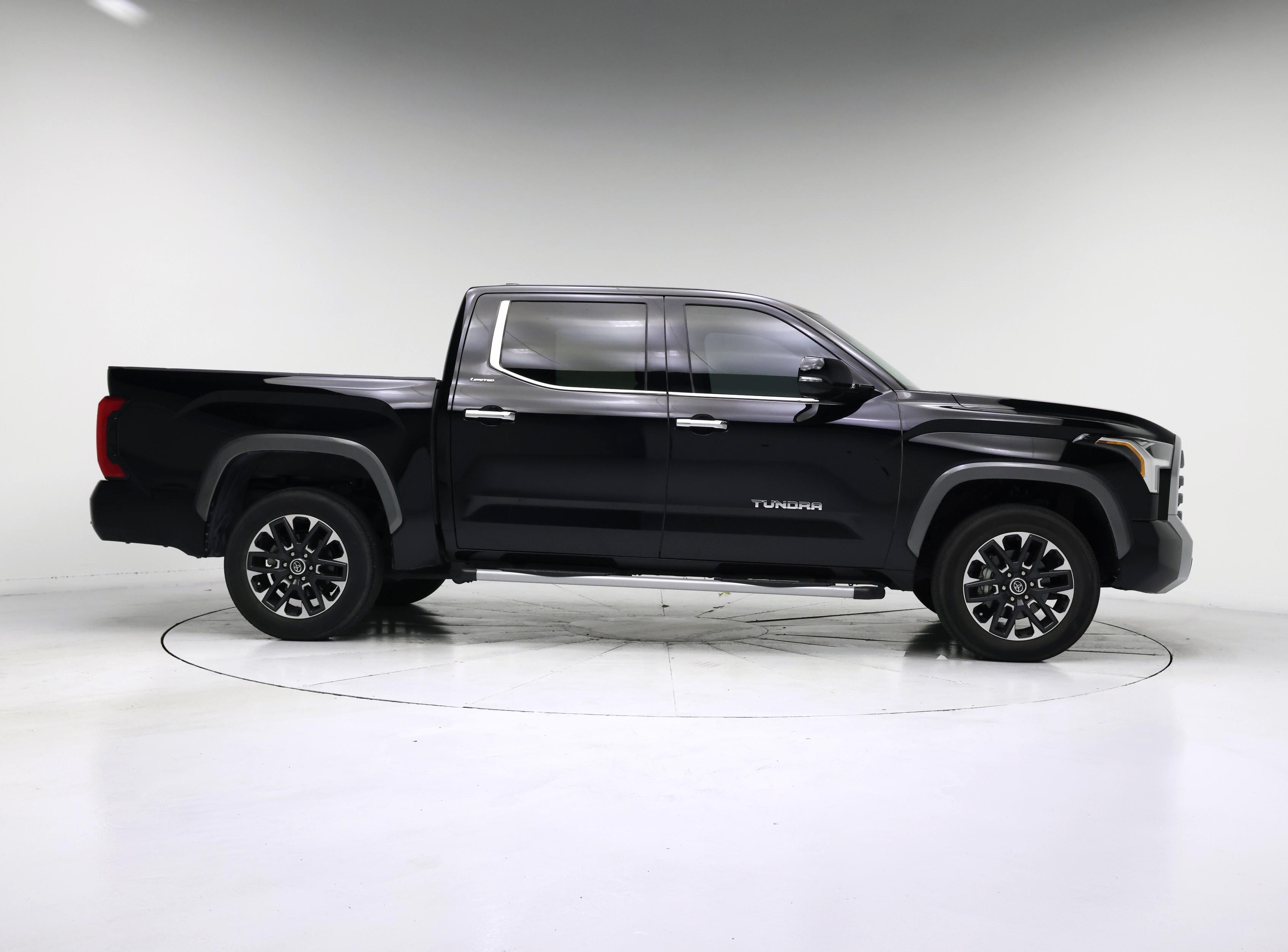 Thumbnail: 2023 Toyota Tundra - 7
