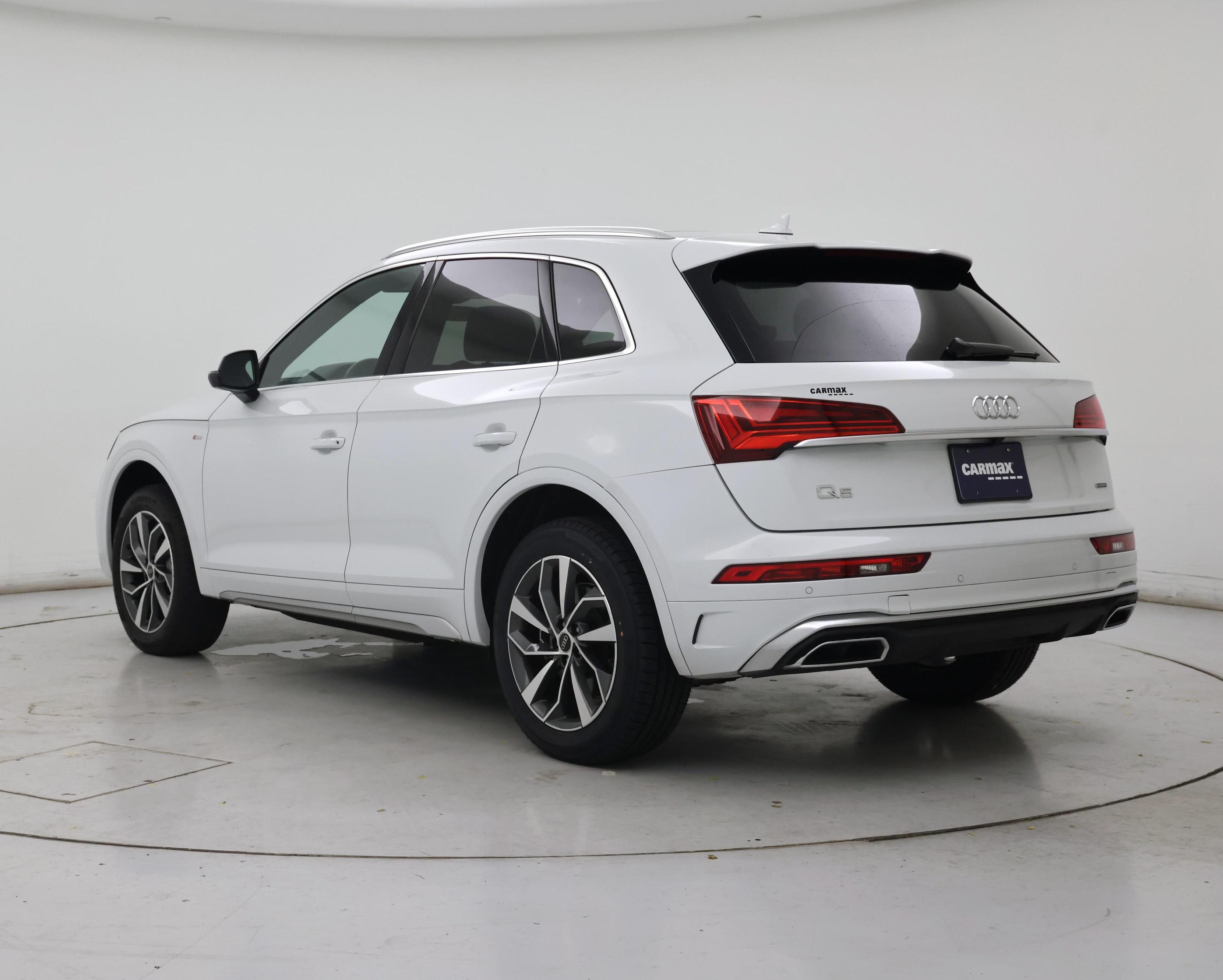 Thumbnail: 2024 Audi Q5 - 2