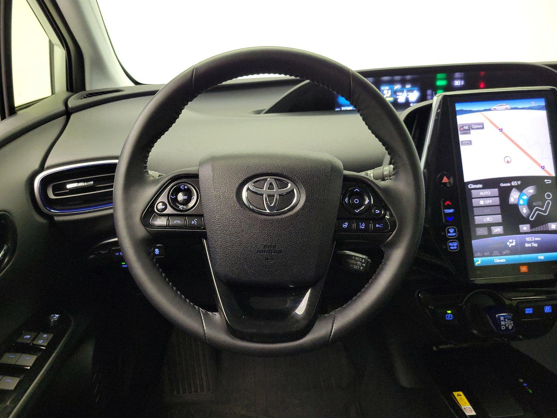 Thumbnail: 2019 Toyota Prius - 10