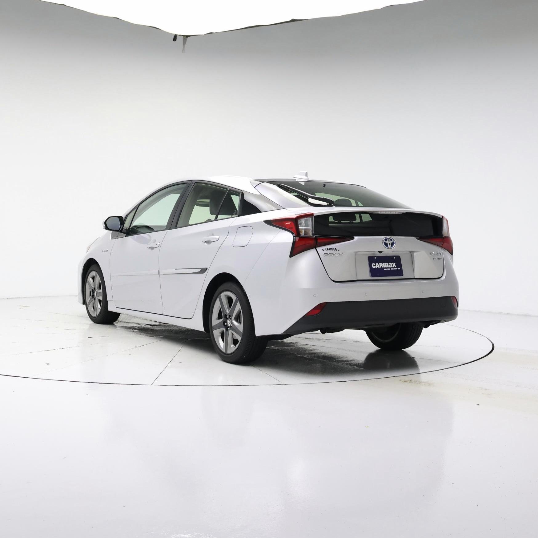 Thumbnail: 2019 Toyota Prius - 2
