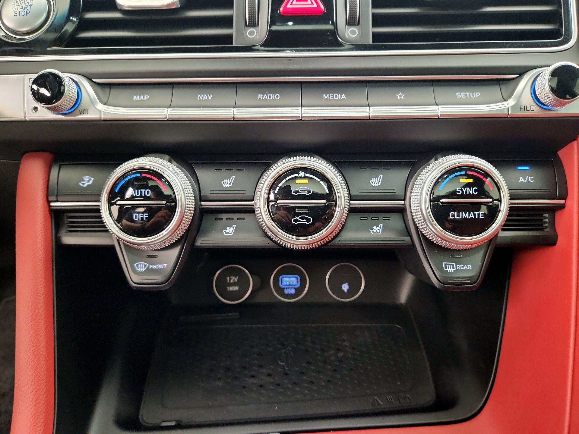 Thumbnail: 2023 Genesis G70 - 17