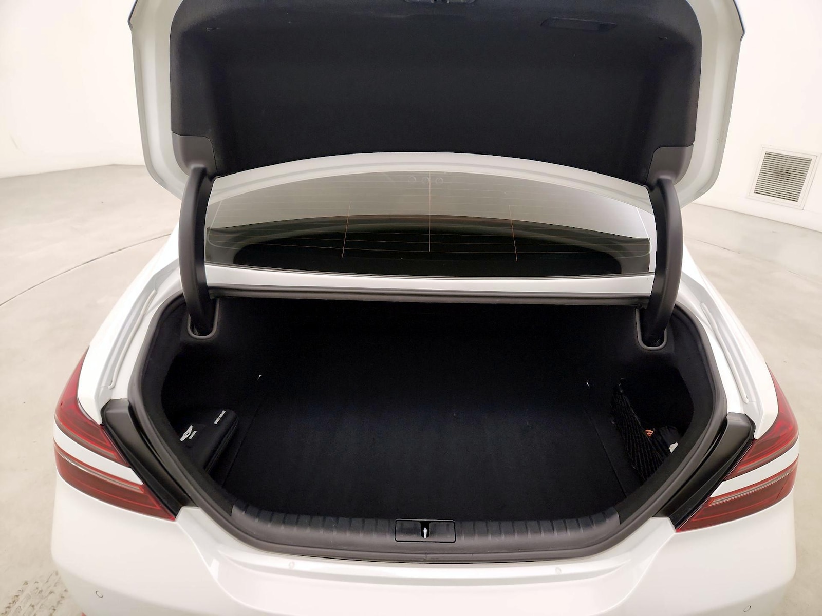 2023 GENESIS G70 Standard - Photo 23
