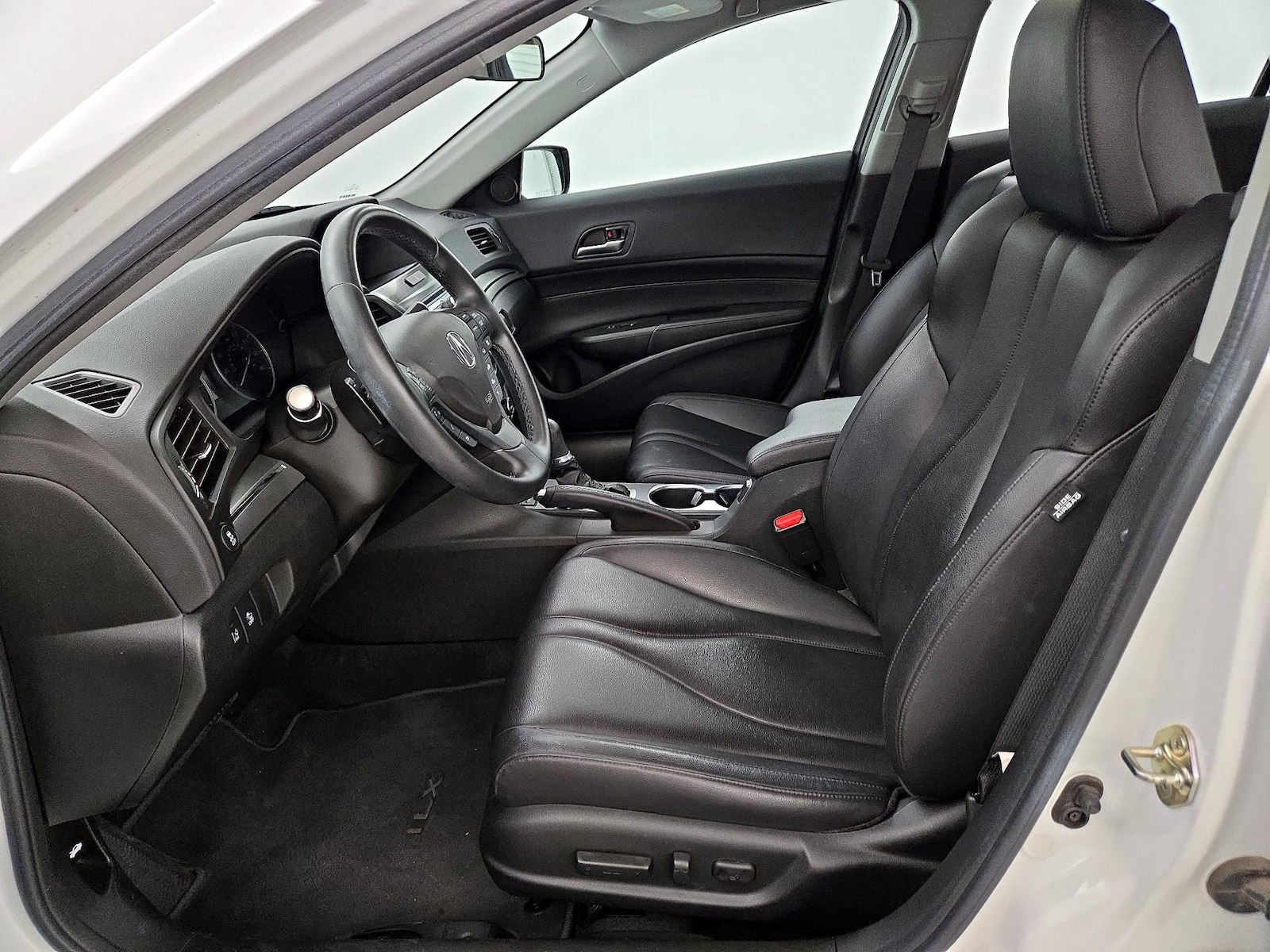 2019 Acura ILX Base - Photo 12