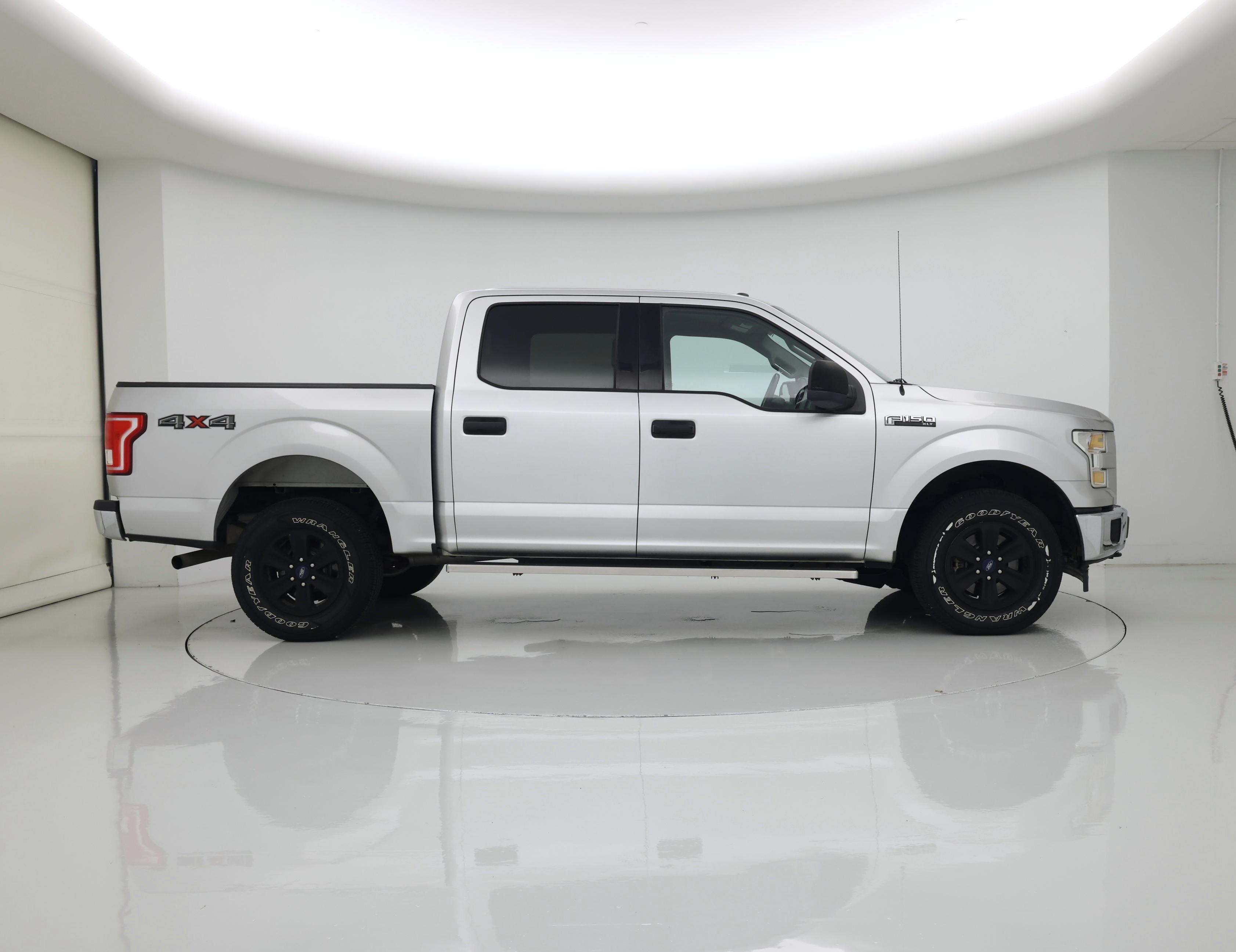 Thumbnail: 2017 Ford F-150 - 7
