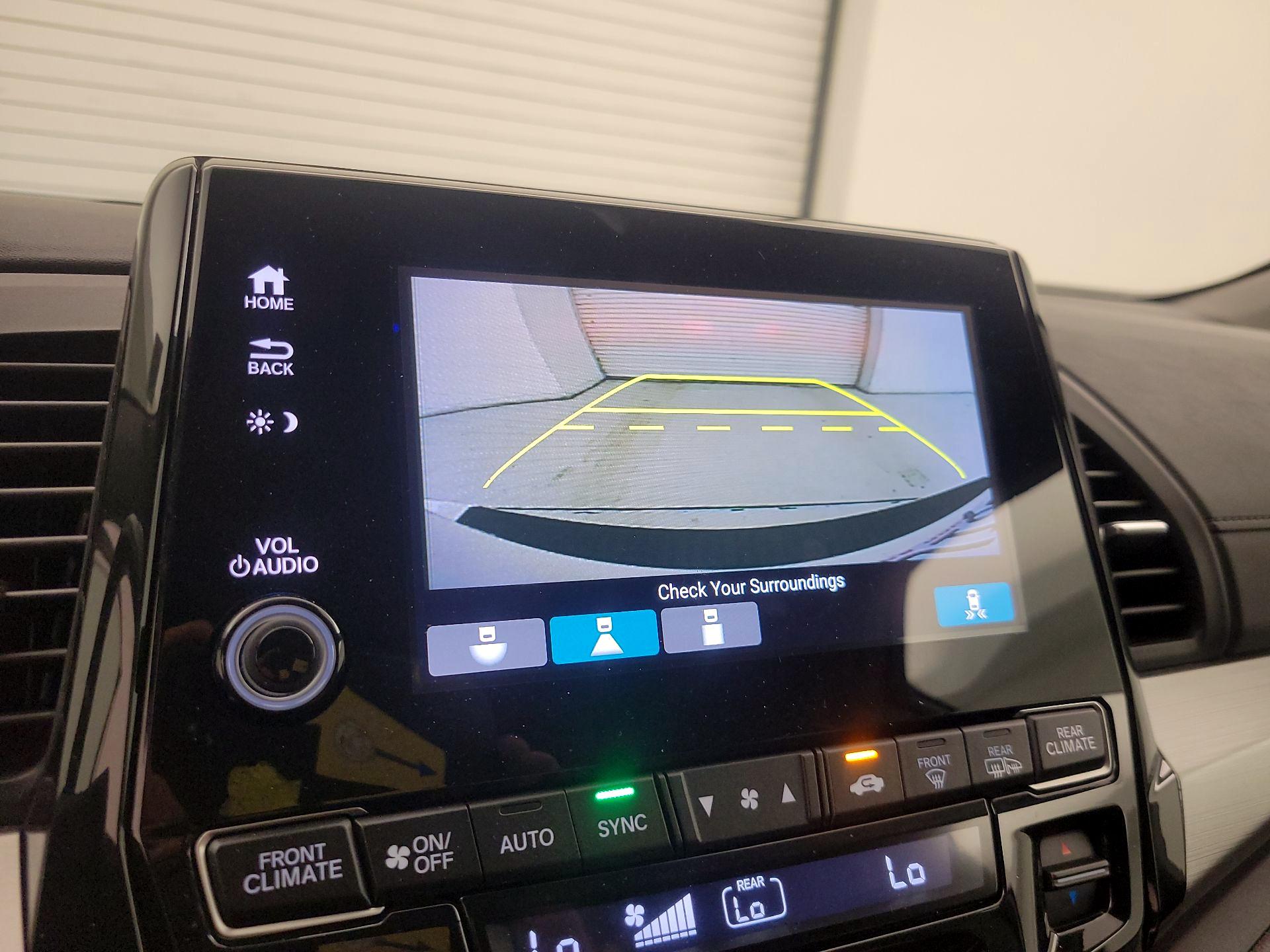 Thumbnail: 2019 Honda Odyssey - 14