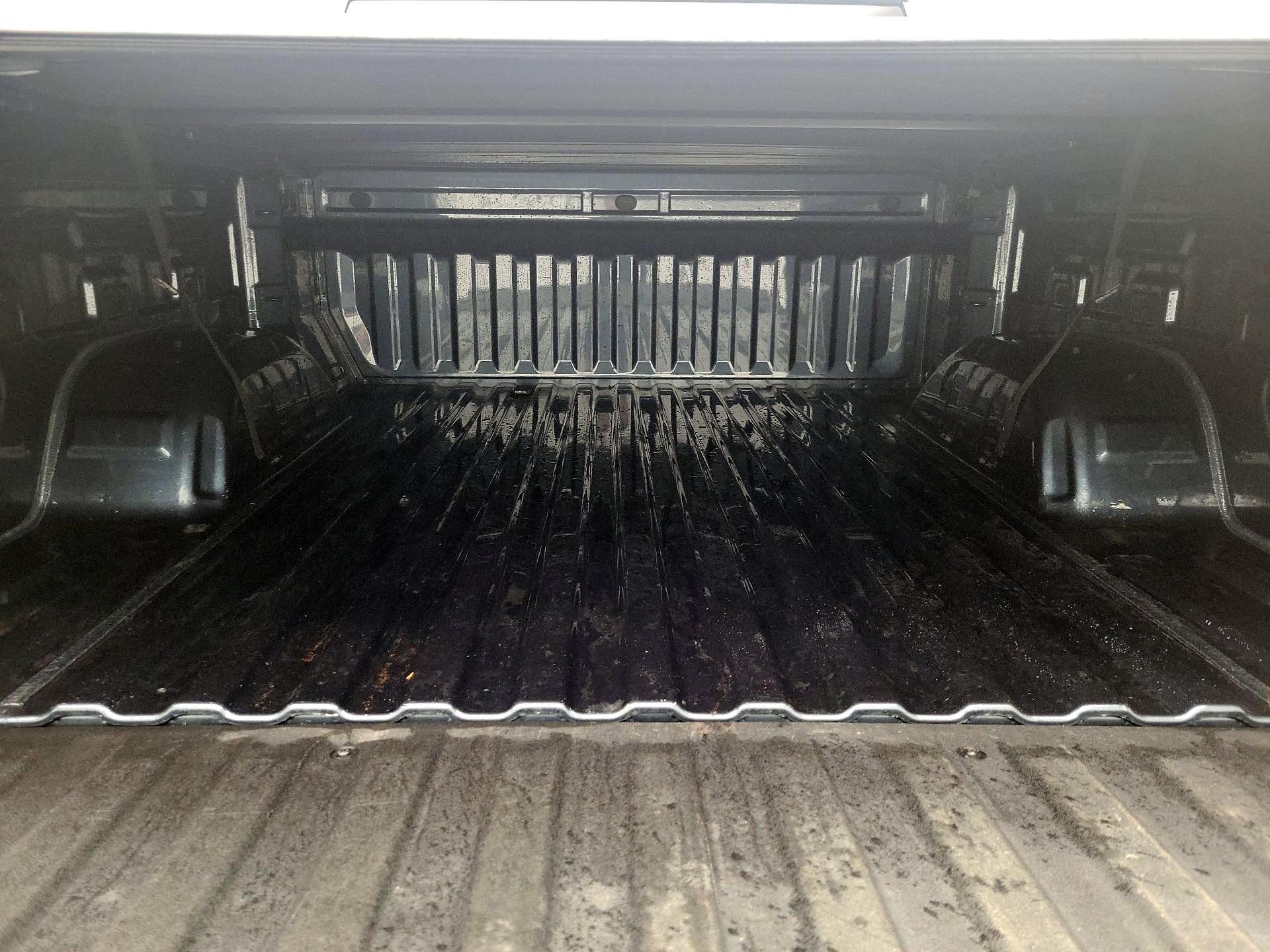 Thumbnail: 2021 Chevrolet Silverado 1500 - 20