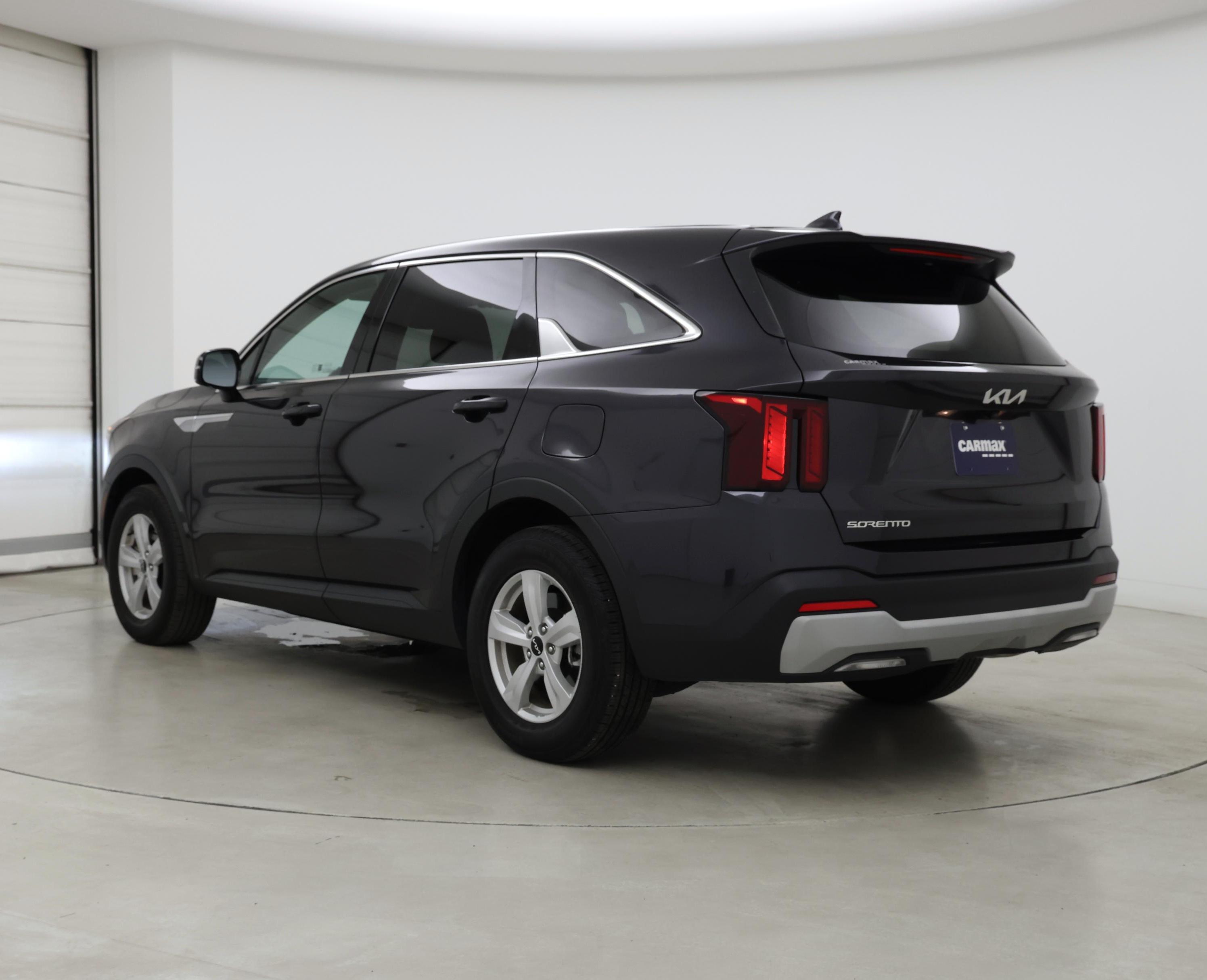 Thumbnail: 2025 Kia Sorento - 2