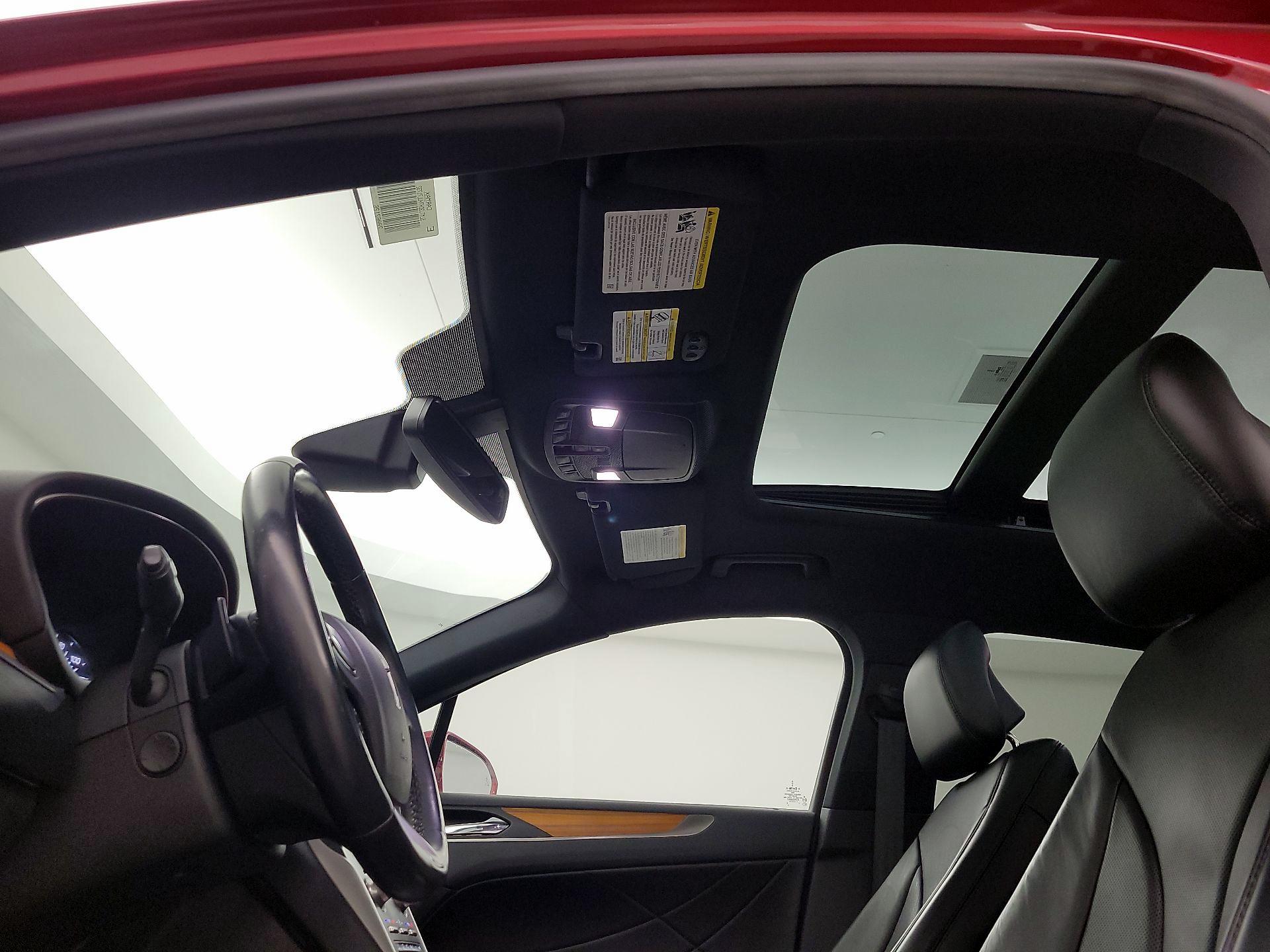 Thumbnail: 2017 Lincoln MKC - 20