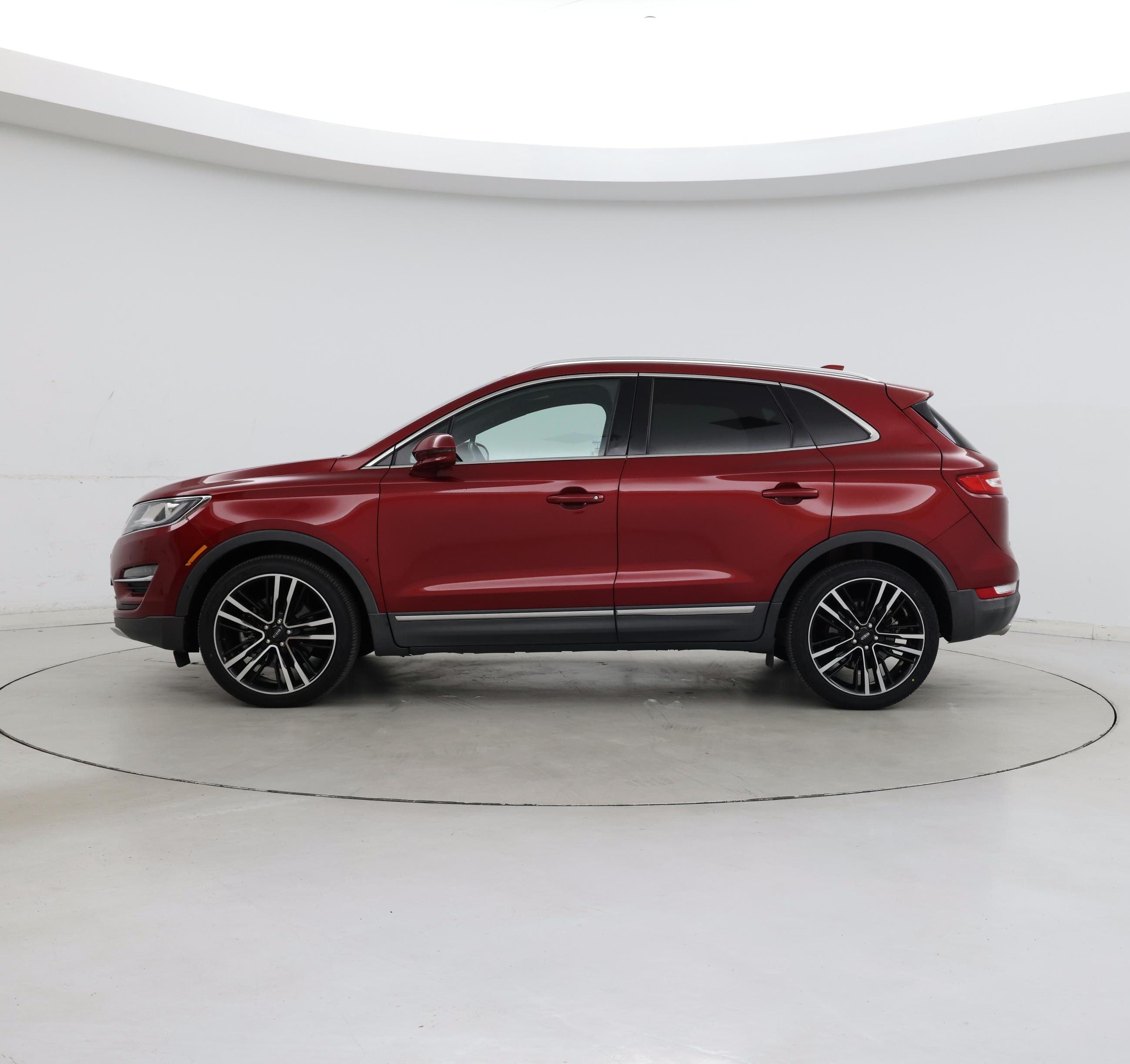 Thumbnail: 2017 Lincoln MKC - 3