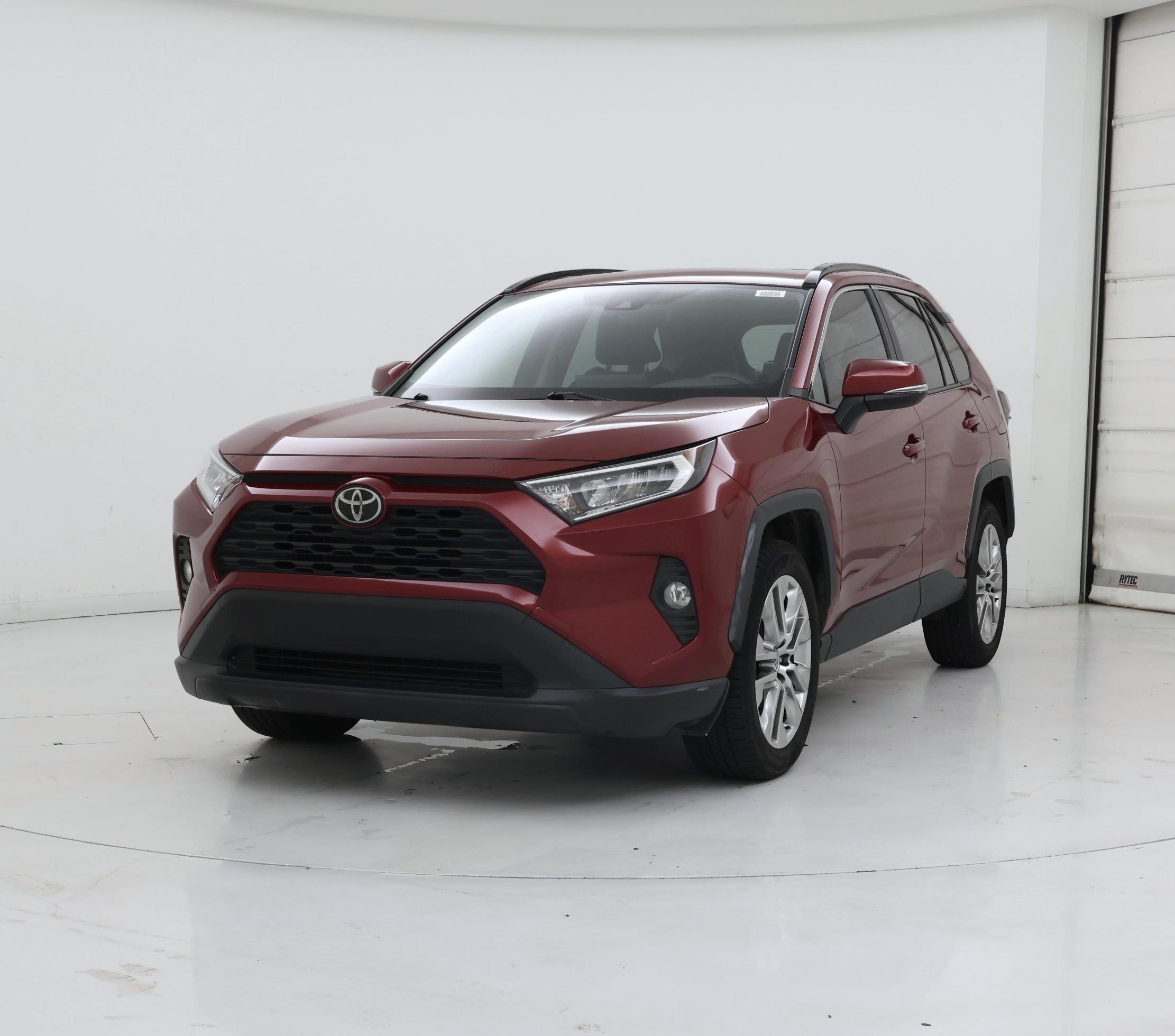 Thumbnail: 2021 Toyota RAV4 - 4