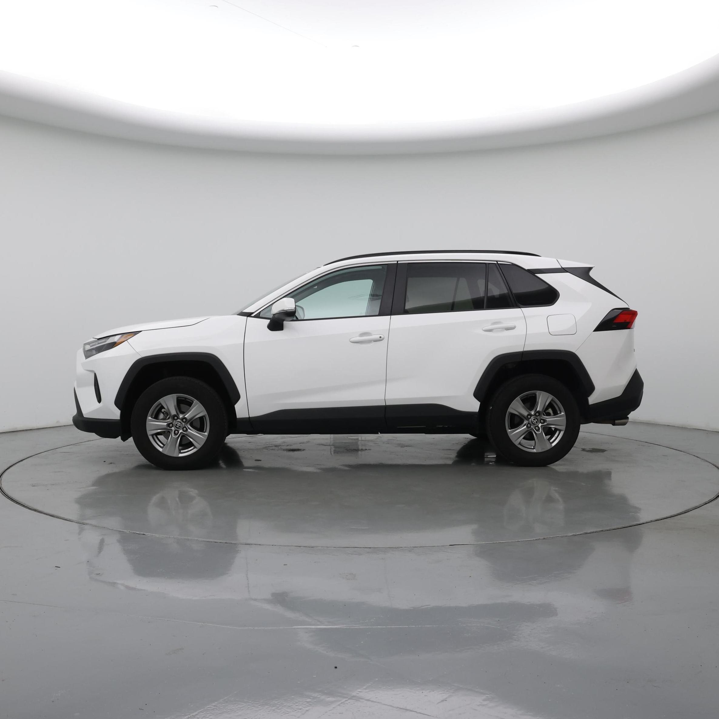 Thumbnail: 2024 Toyota RAV4 - 3