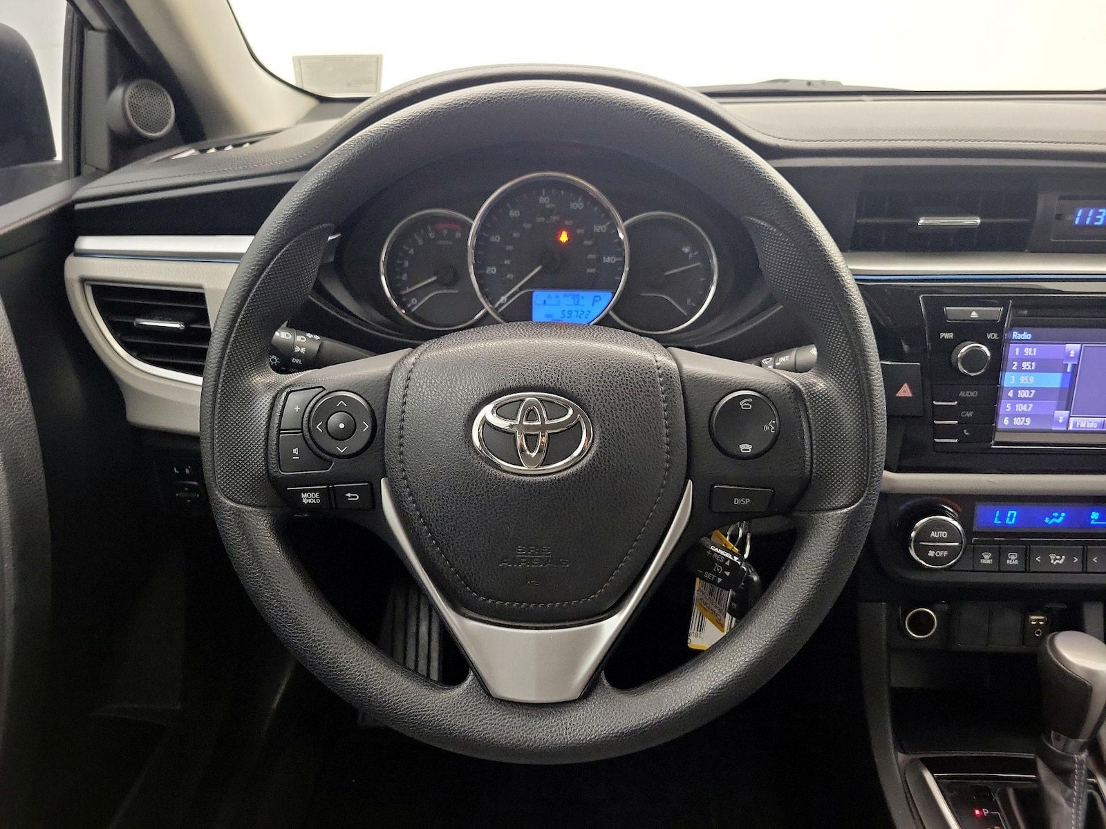 2016 Toyota Corolla LE - Photo 11