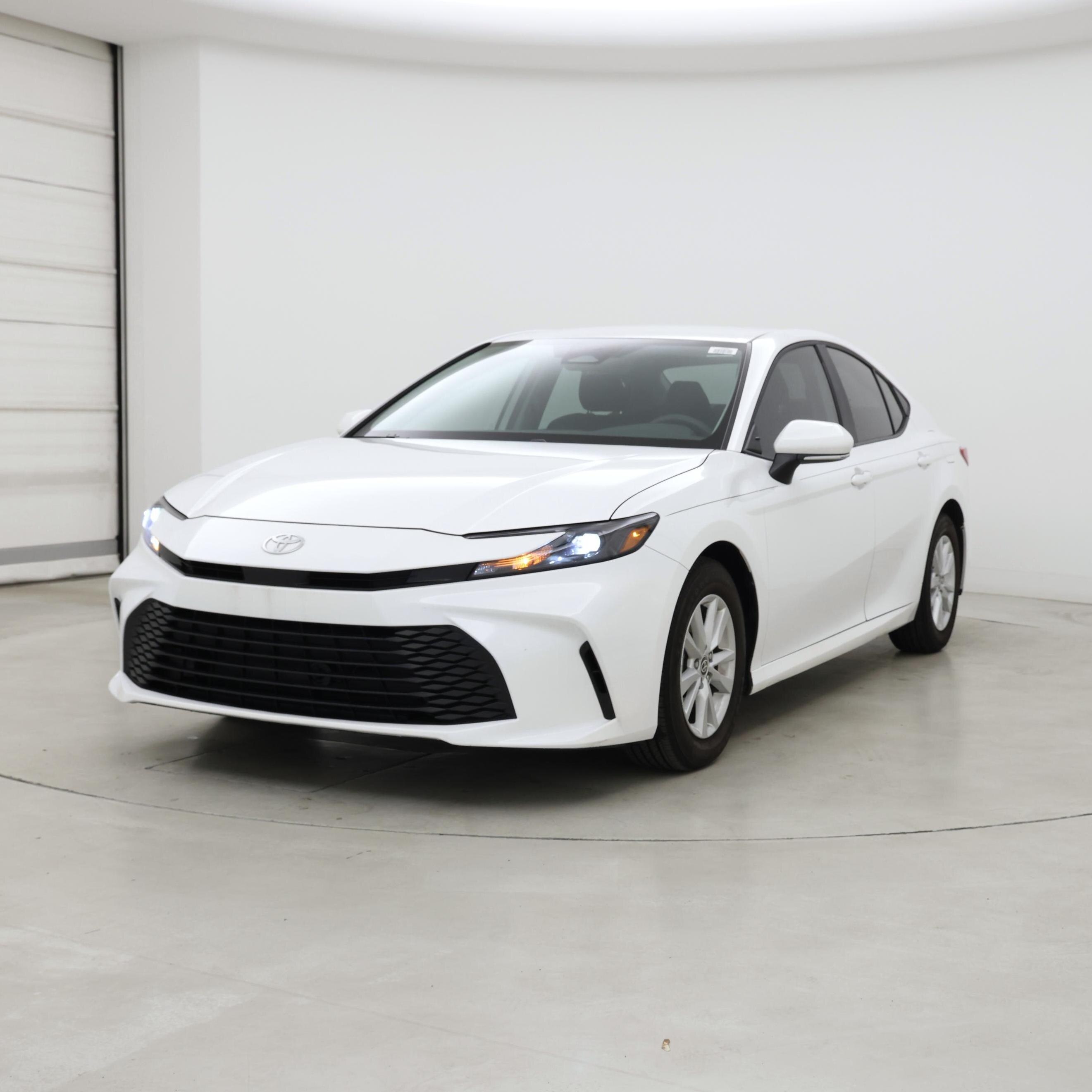 Thumbnail: 2025 Toyota Camry - 4