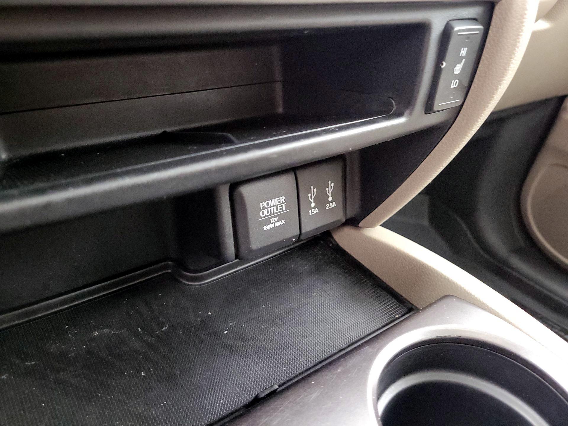 Thumbnail: 2016 Honda Pilot - 18
