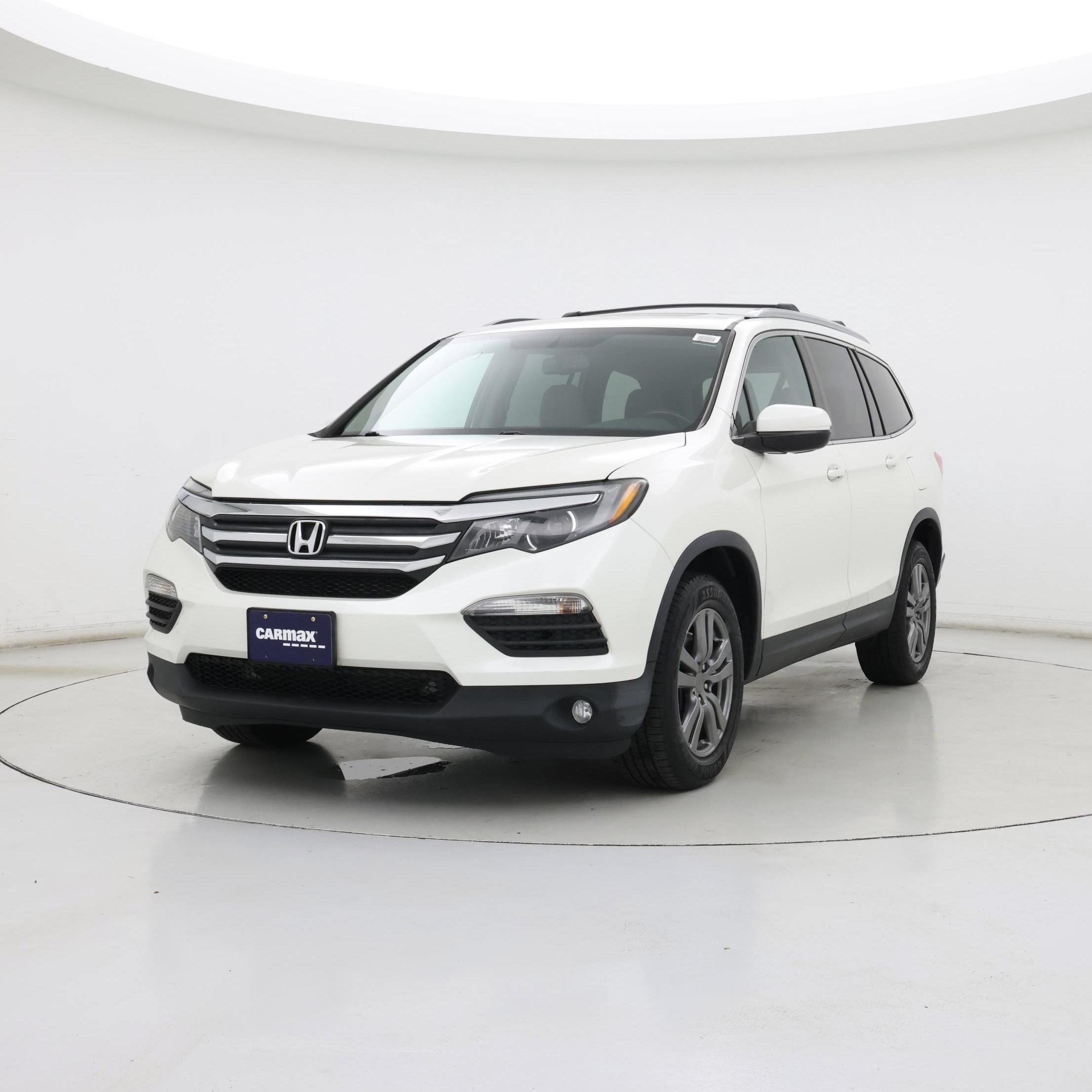 Thumbnail: 2016 Honda Pilot - 4