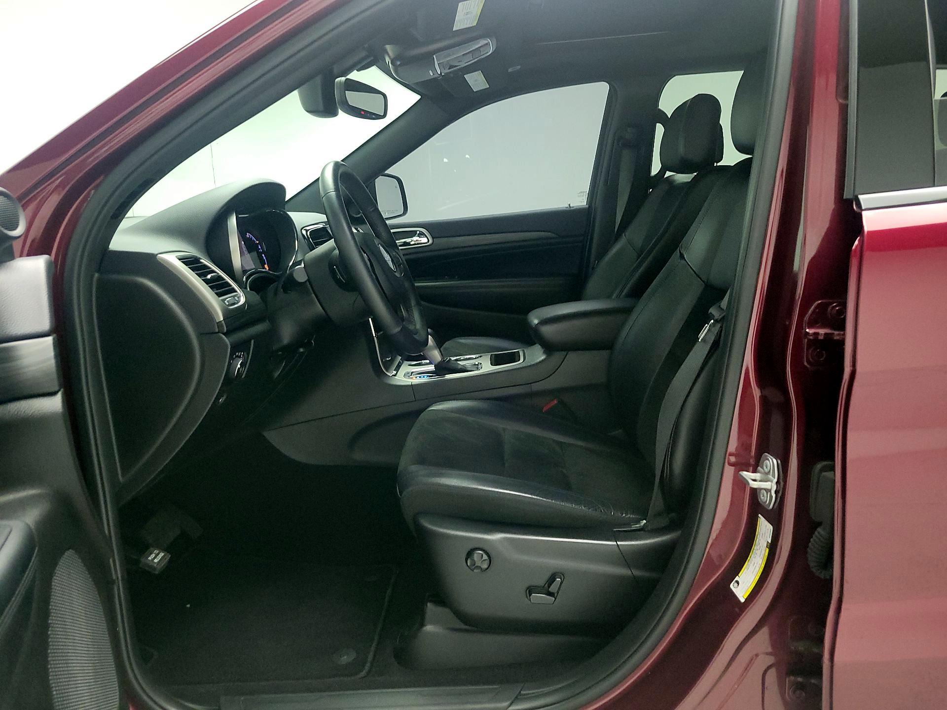 Thumbnail: 2019 Jeep Grand Cherokee - 11