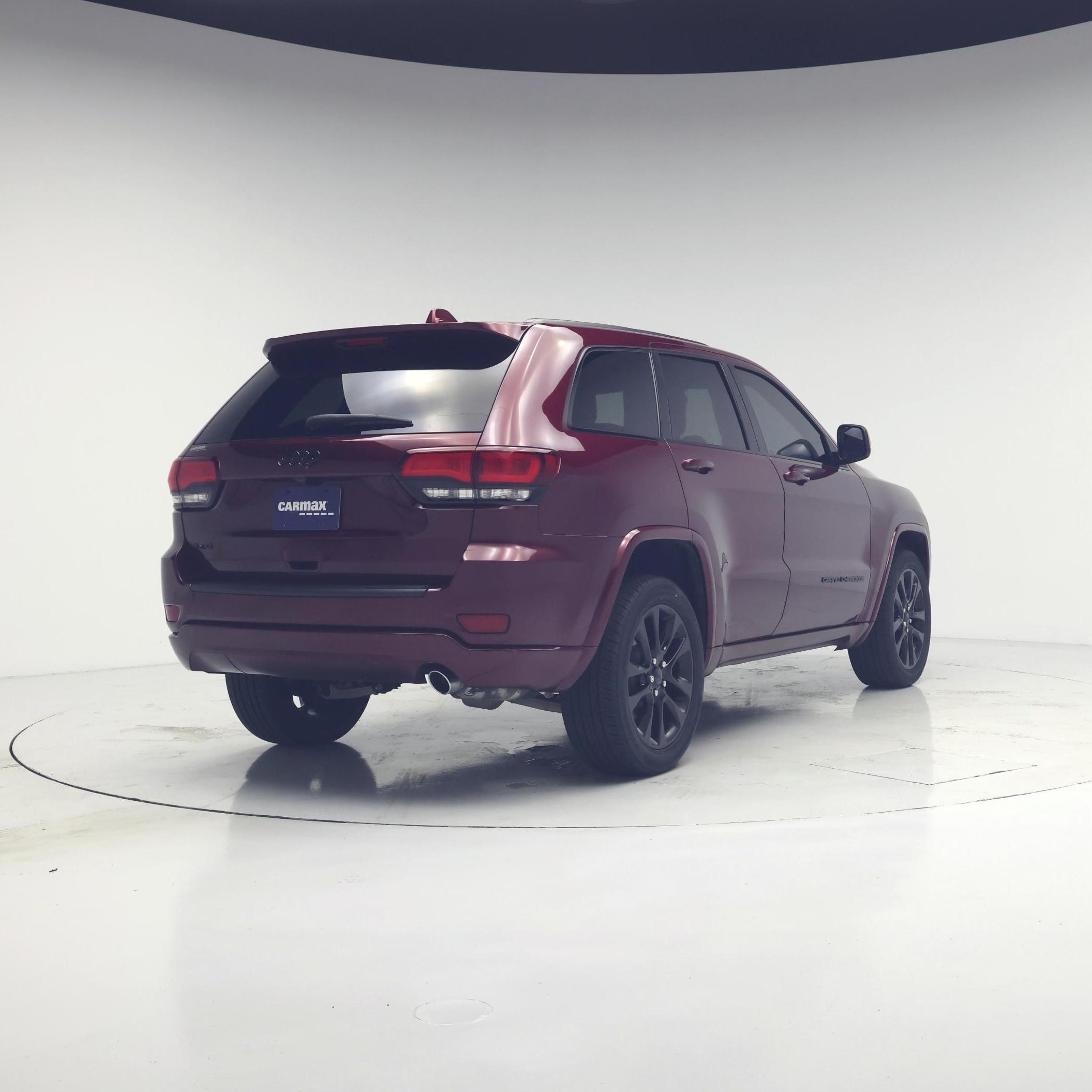 Thumbnail: 2019 Jeep Grand Cherokee - 8