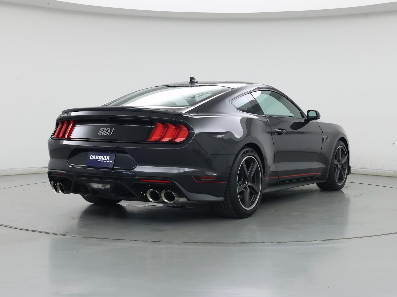 2022 Ford Mustang Mach 1 - Photo 9