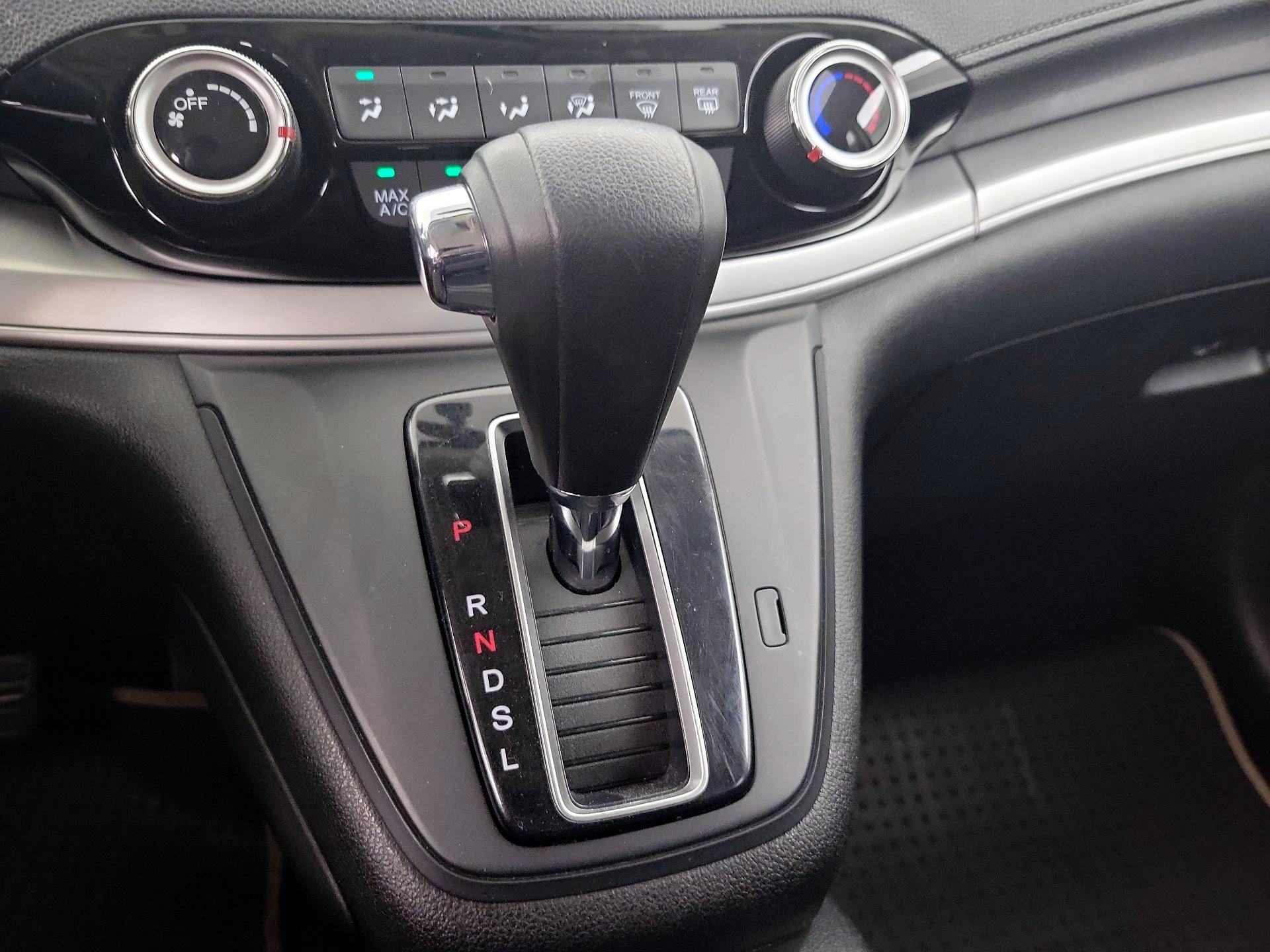 Thumbnail: 2016 Honda CR-V - 17