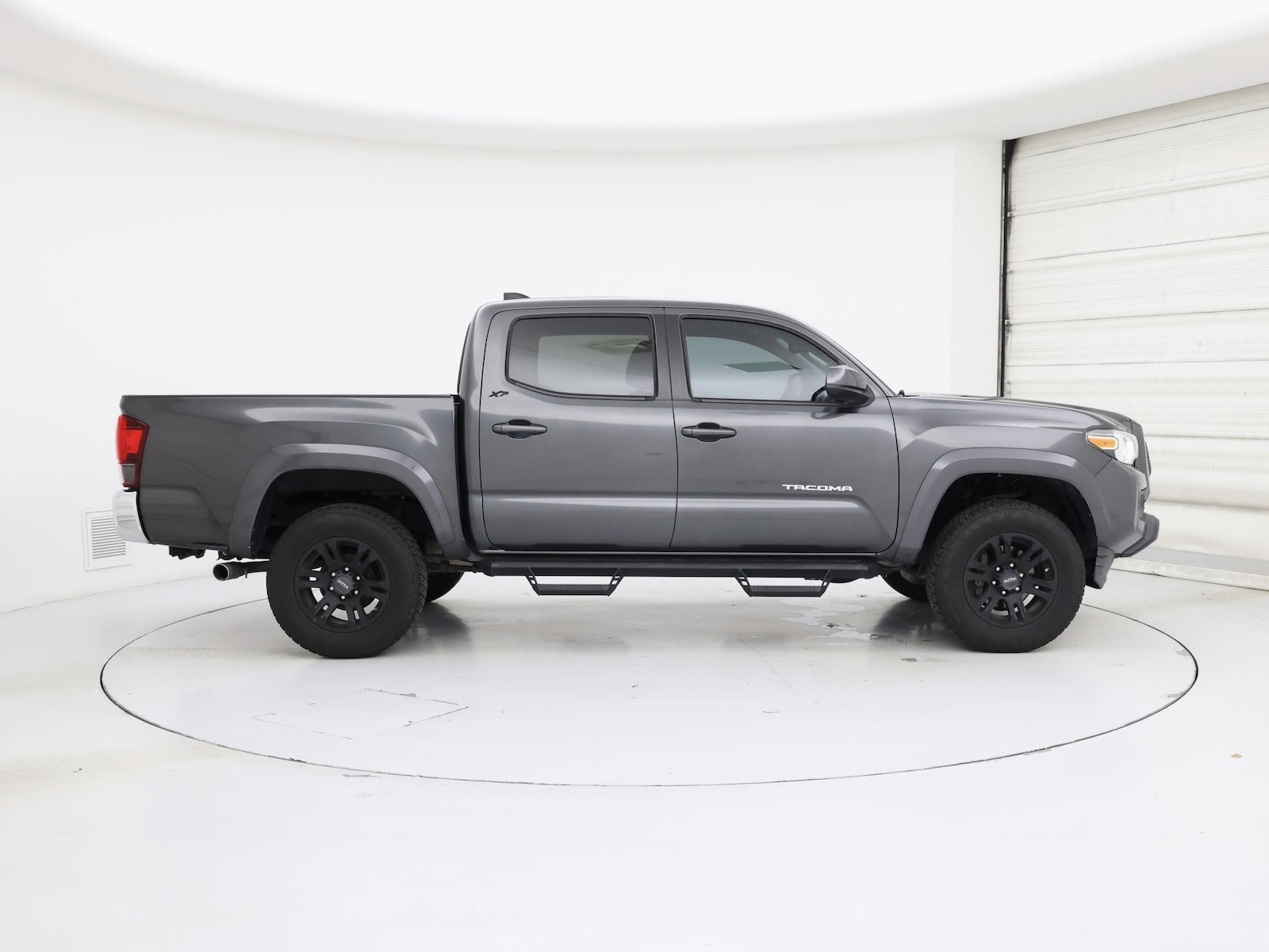 2020 Toyota Tacoma SR5 - Photo 8