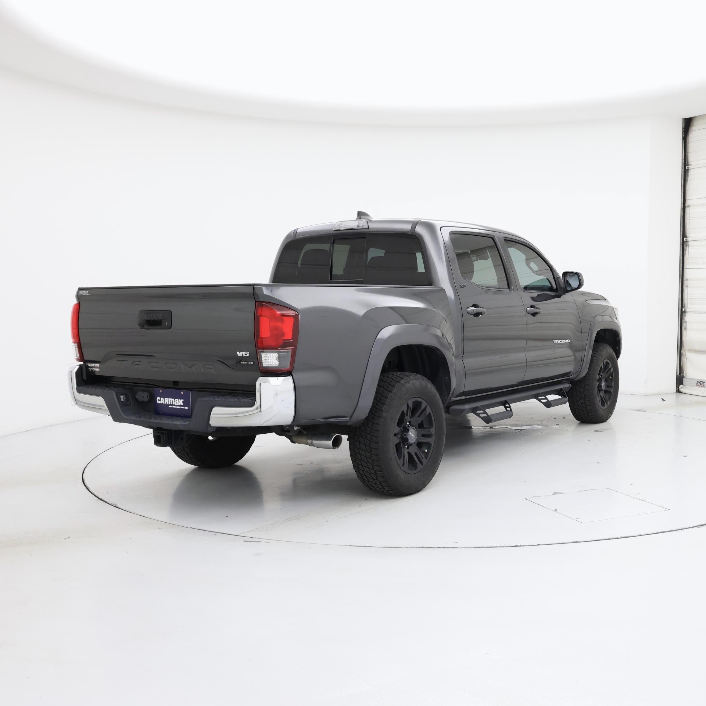 Thumbnail: 2020 Toyota Tacoma - 8