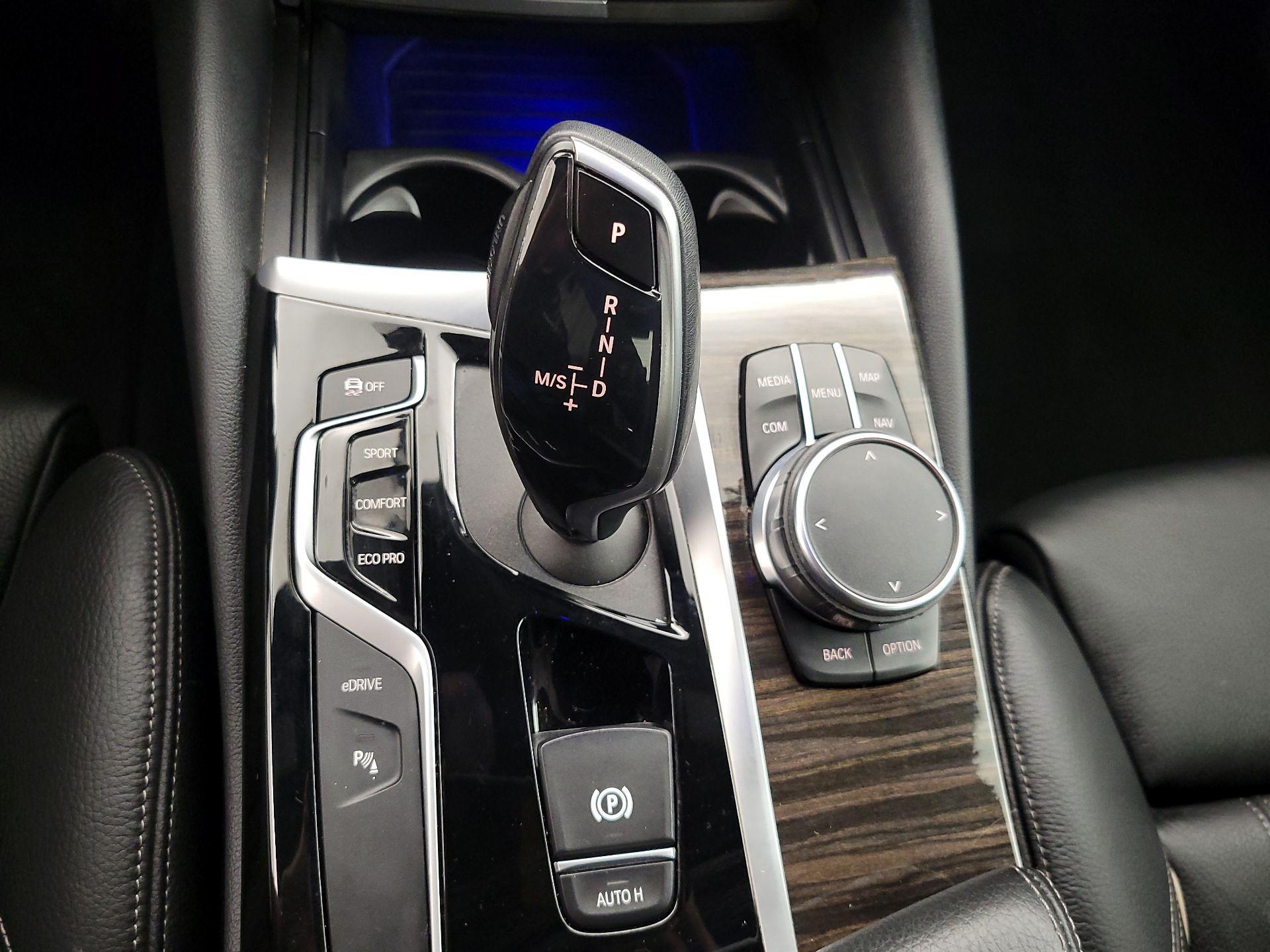Thumbnail: 2019 BMW 5 Series - 18