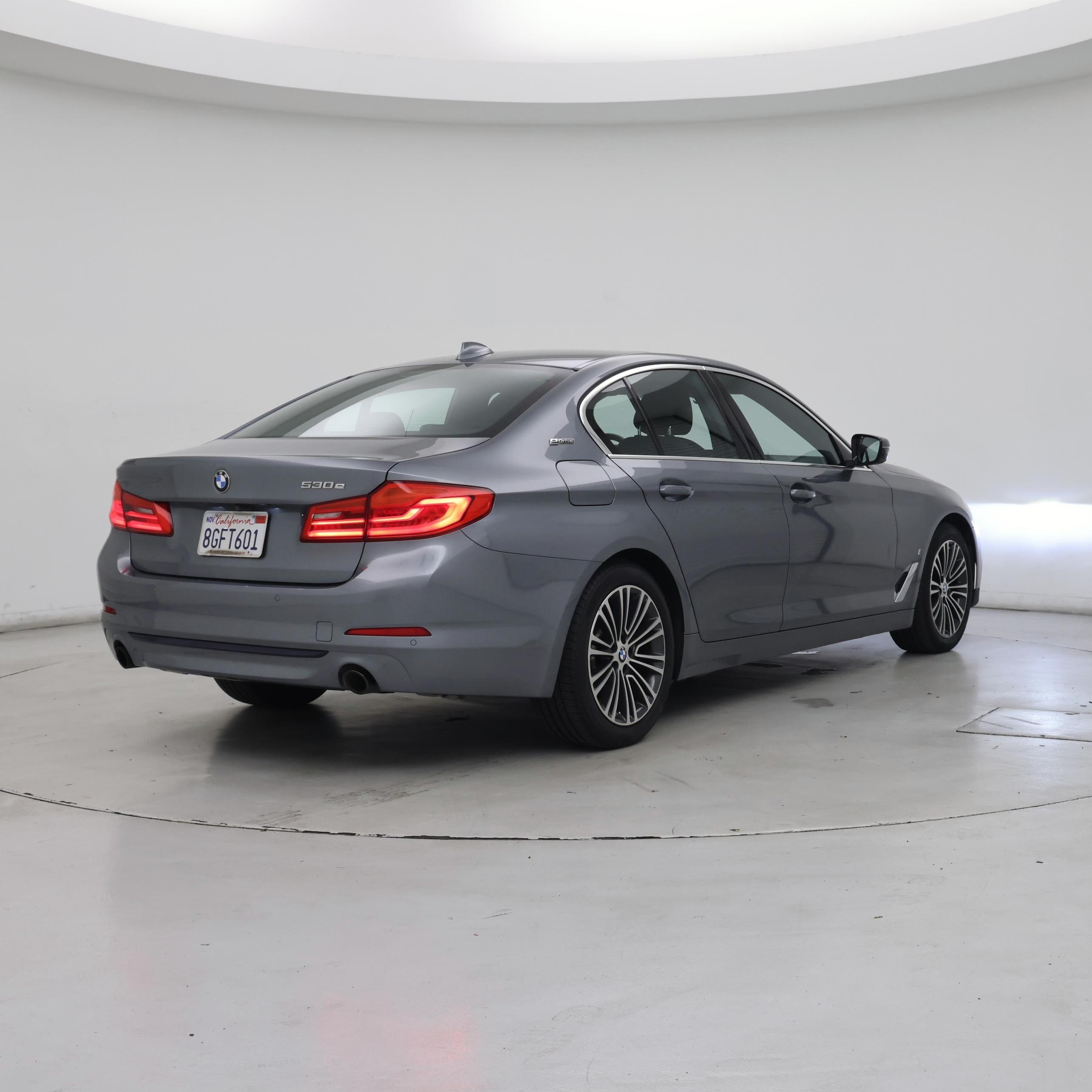 Thumbnail: 2019 BMW 5 Series - 8
