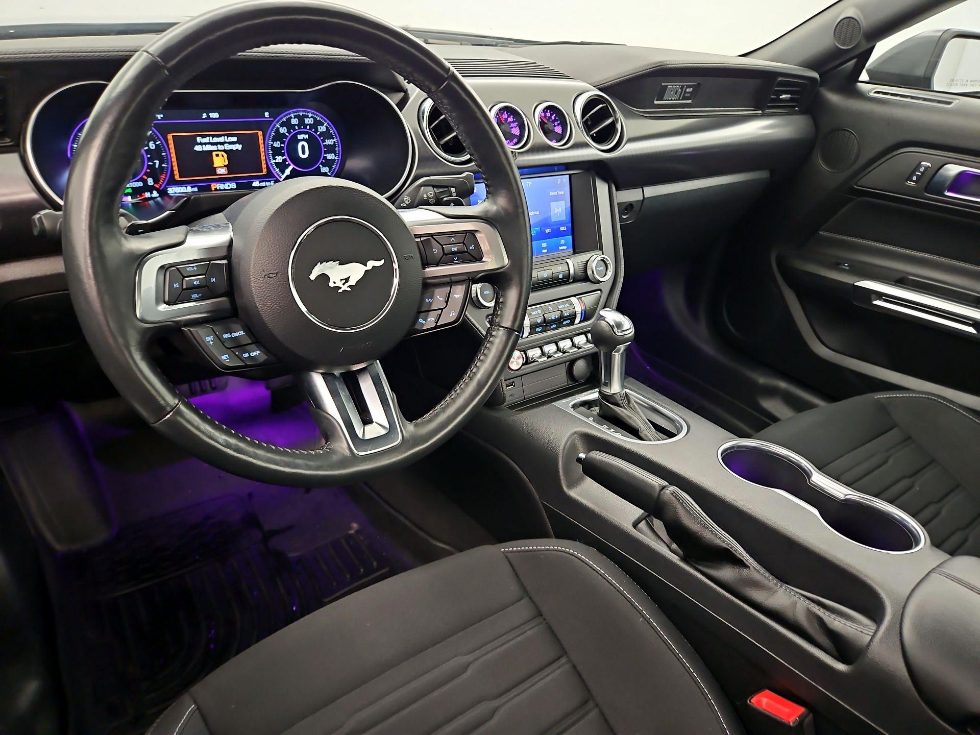 Thumbnail: 2022 Ford Mustang - 9