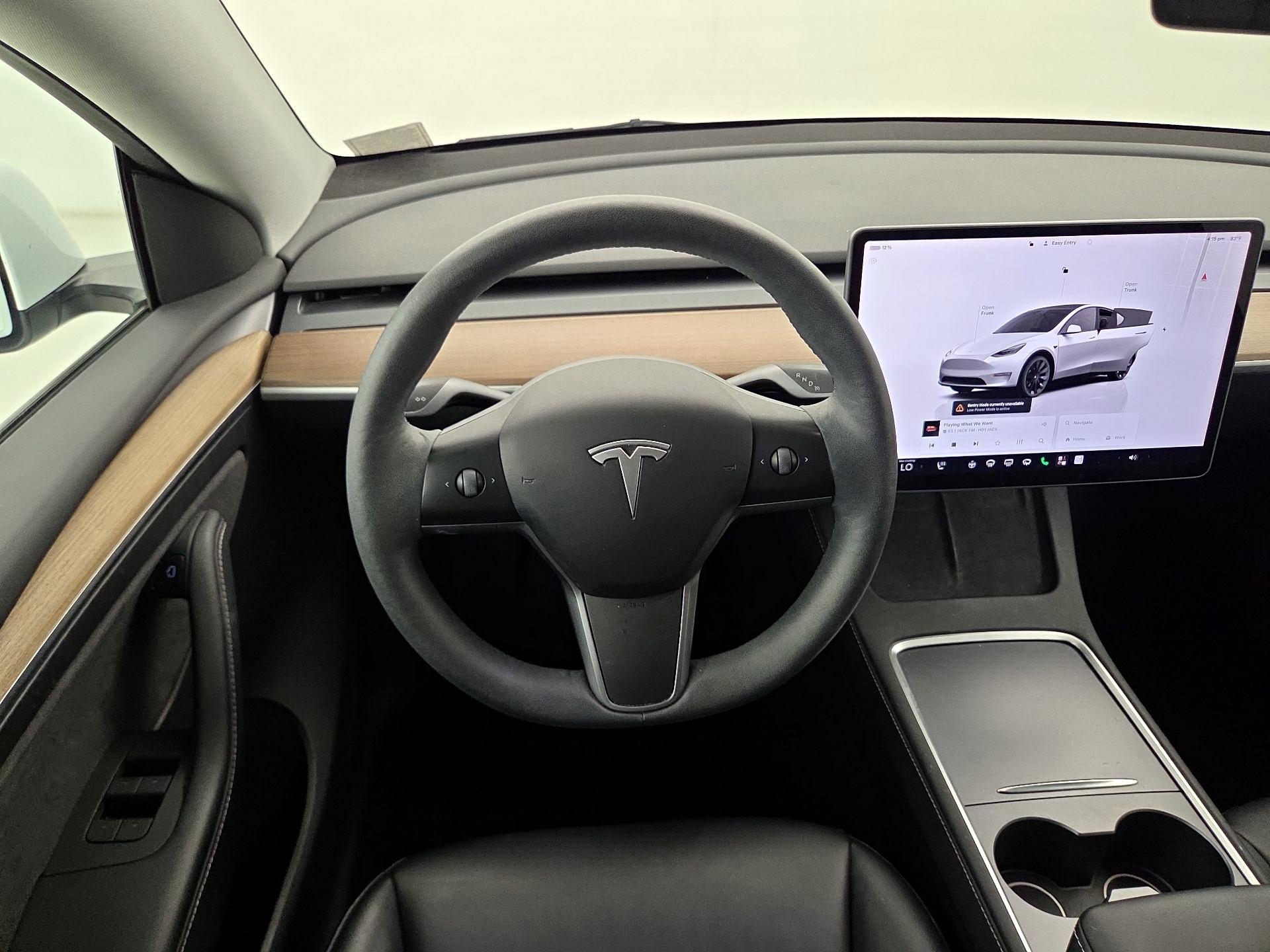 Thumbnail: 2023 Tesla Model Y - 10