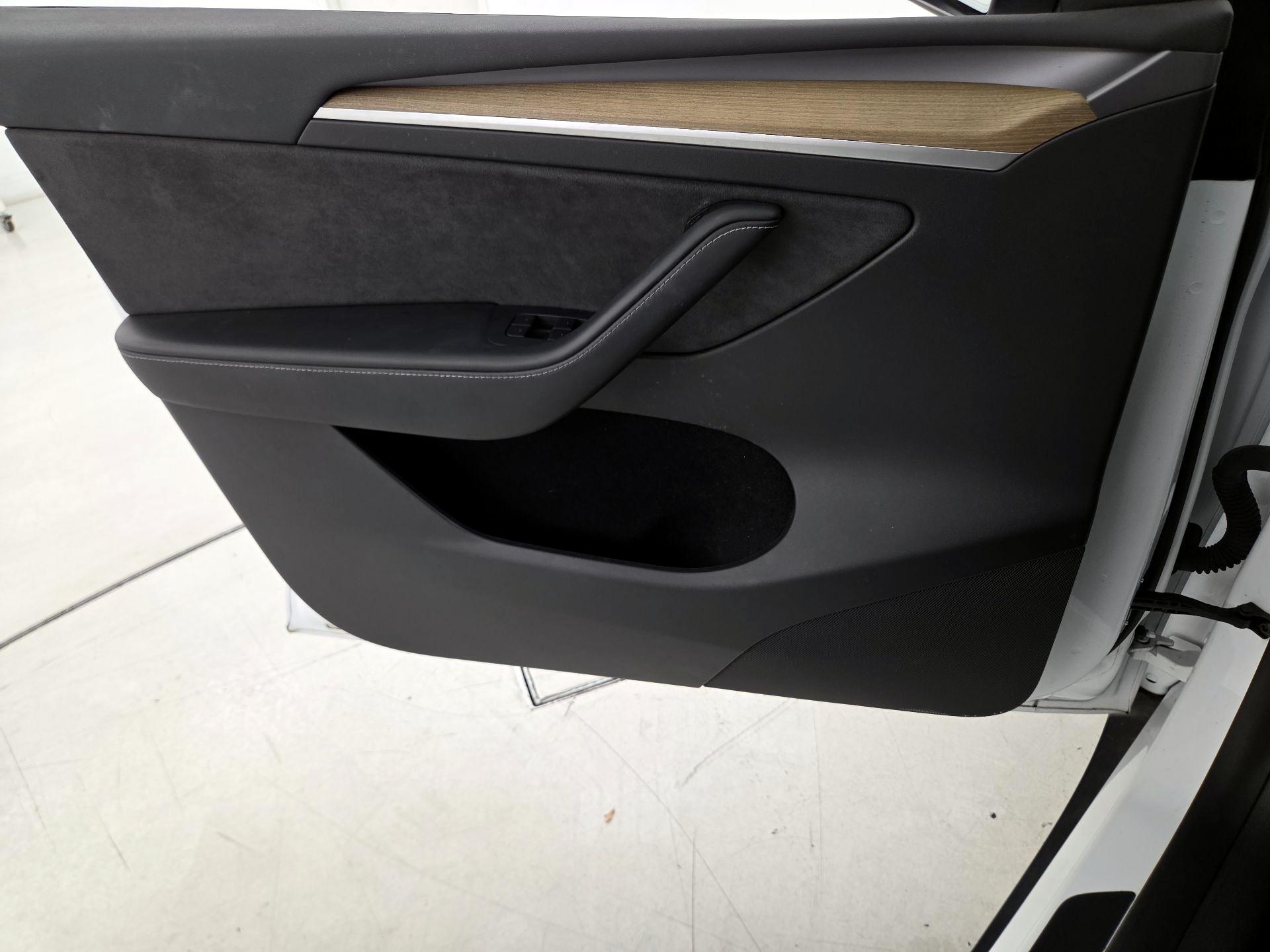 Thumbnail: 2023 Tesla Model Y - 12