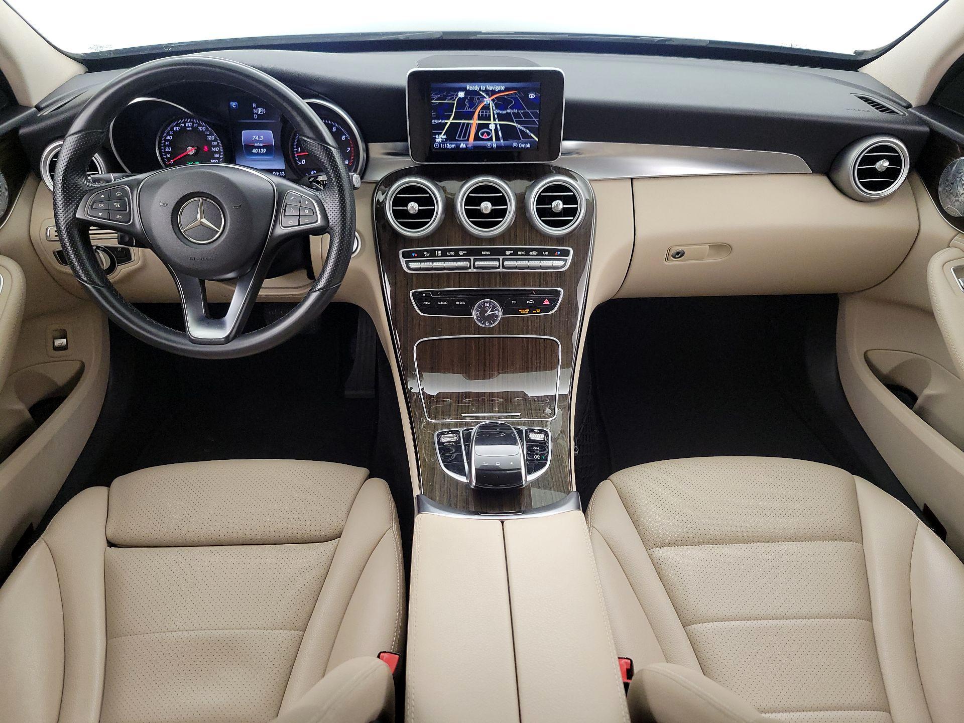 Thumbnail: 2015 Mercedes-Benz C-Class - 9