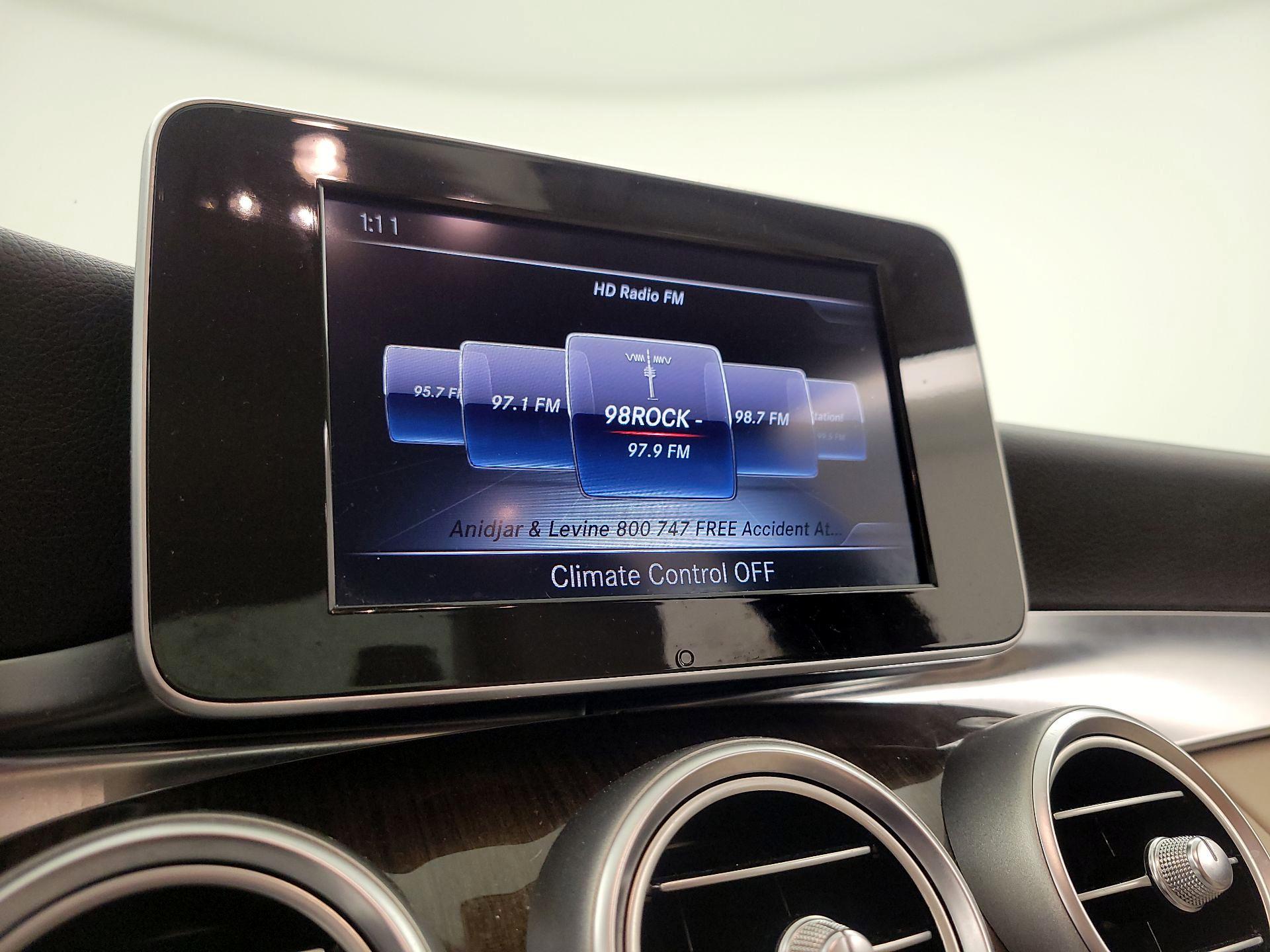 Thumbnail: 2015 Mercedes-Benz C-Class - 16