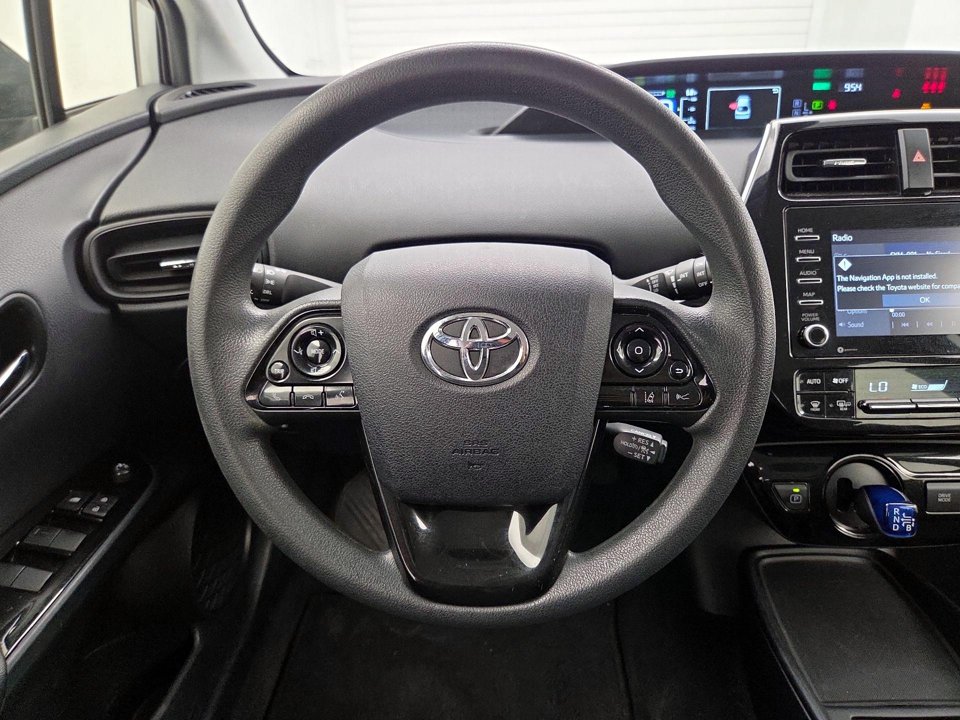 Thumbnail: 2021 Toyota Prius - 10