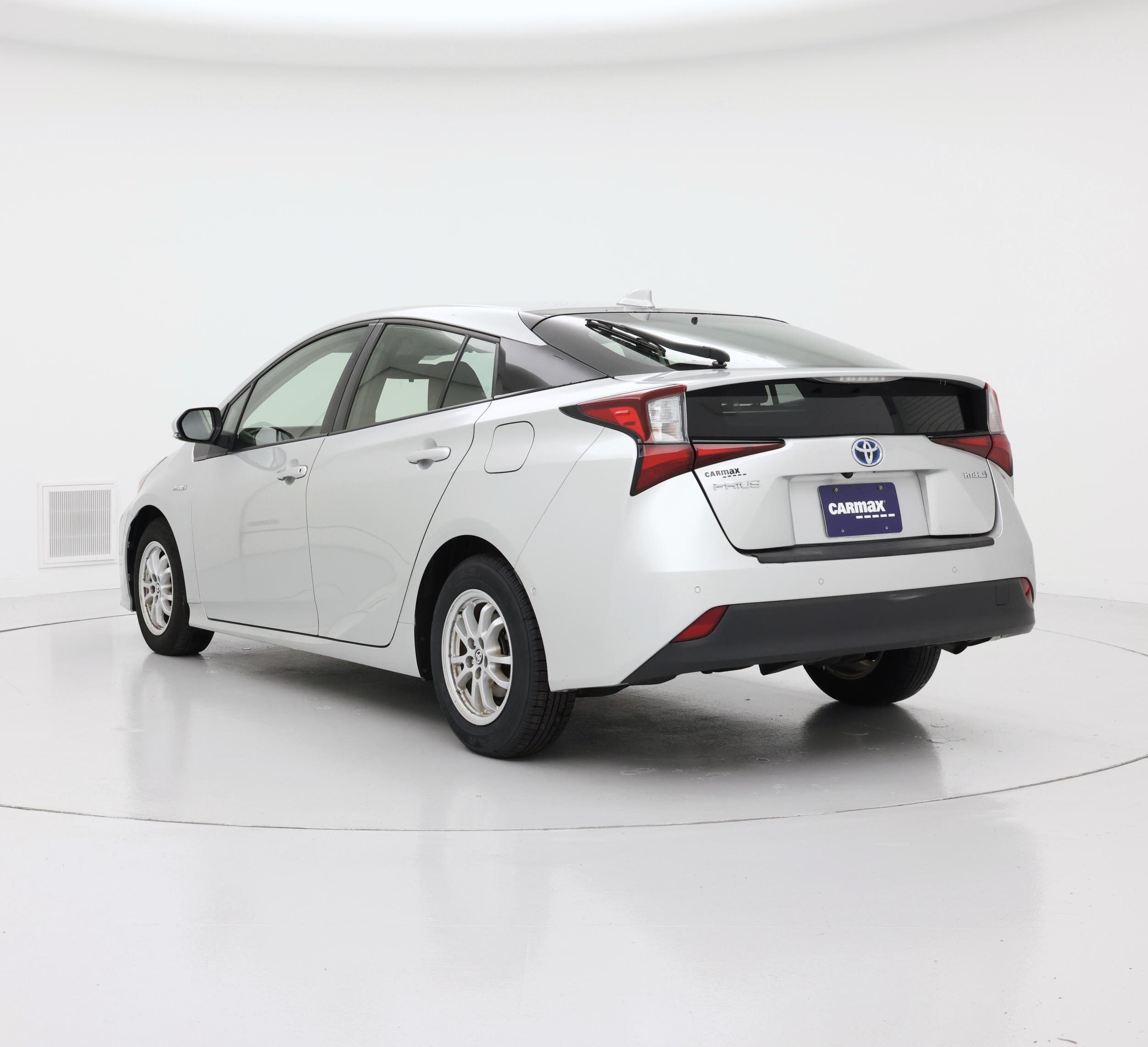 Thumbnail: 2021 Toyota Prius - 2