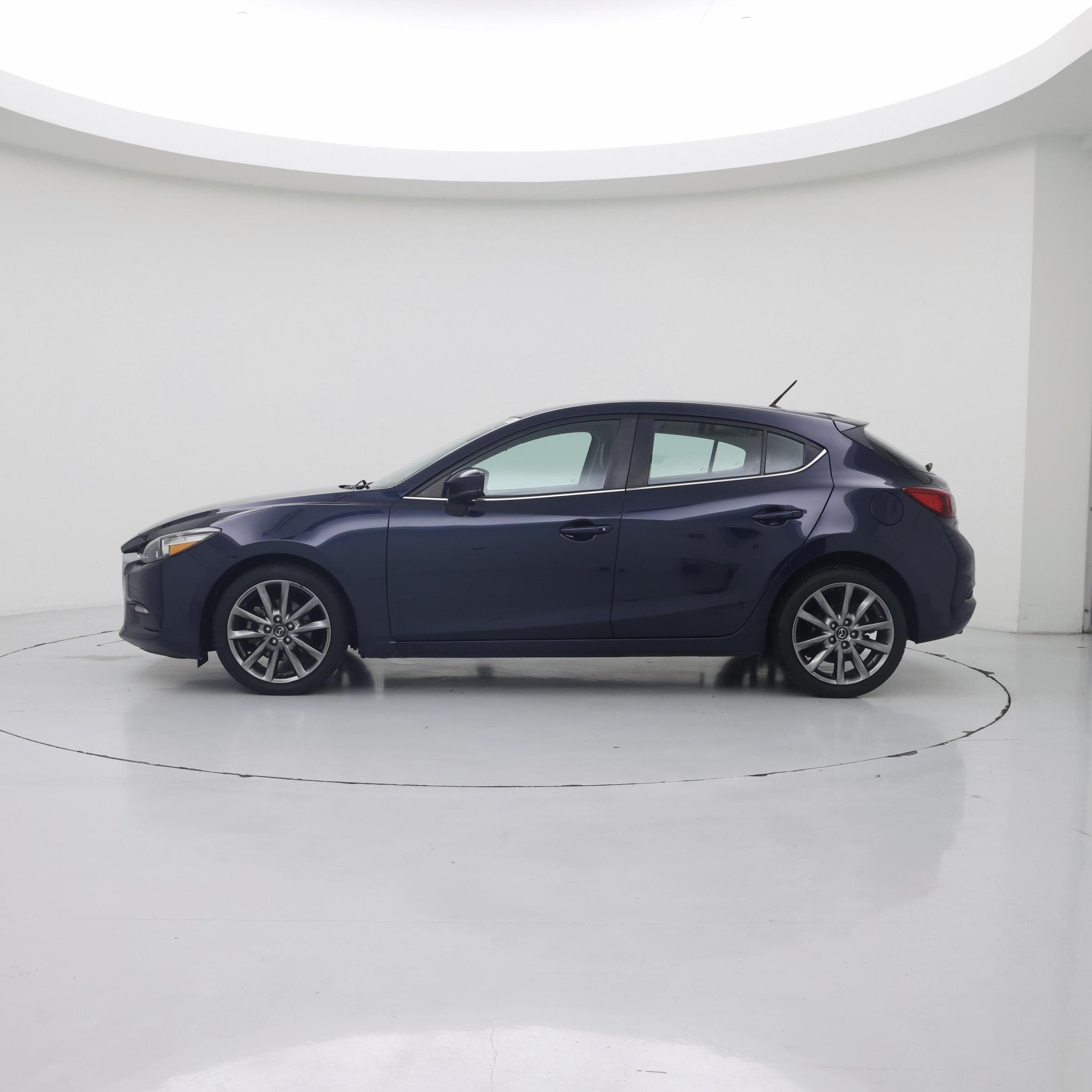 Thumbnail: 2018 Mazda Mazda3 - 3