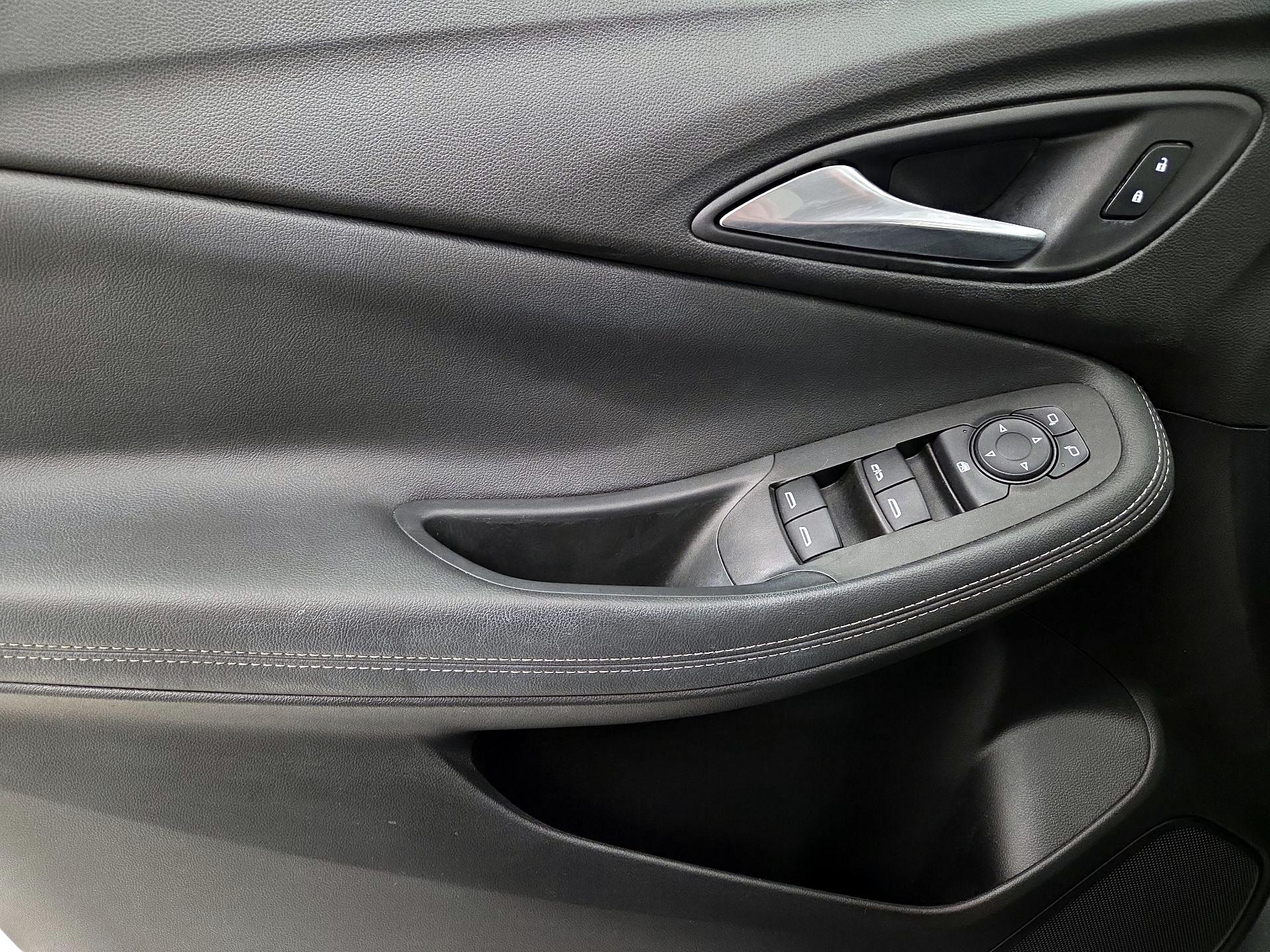 Thumbnail: 2020 Buick Encore GX - 12