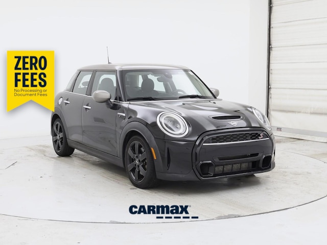 Black 2022 MINI Cooper Hatchback Automatic