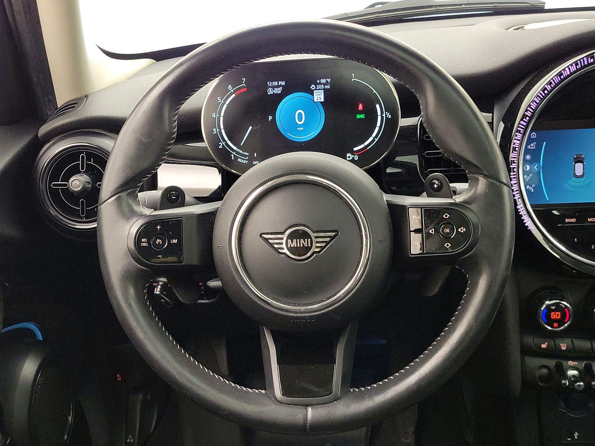 Thumbnail: 2022 MINI Cooper Hardtop - 10