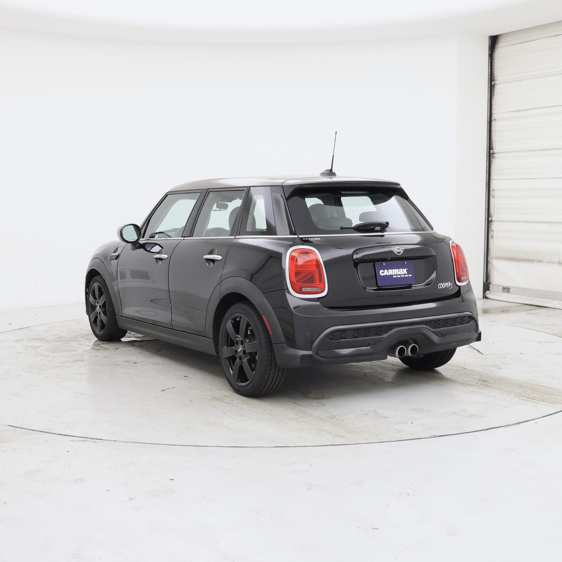 Thumbnail: 2022 MINI Cooper Hardtop - 2