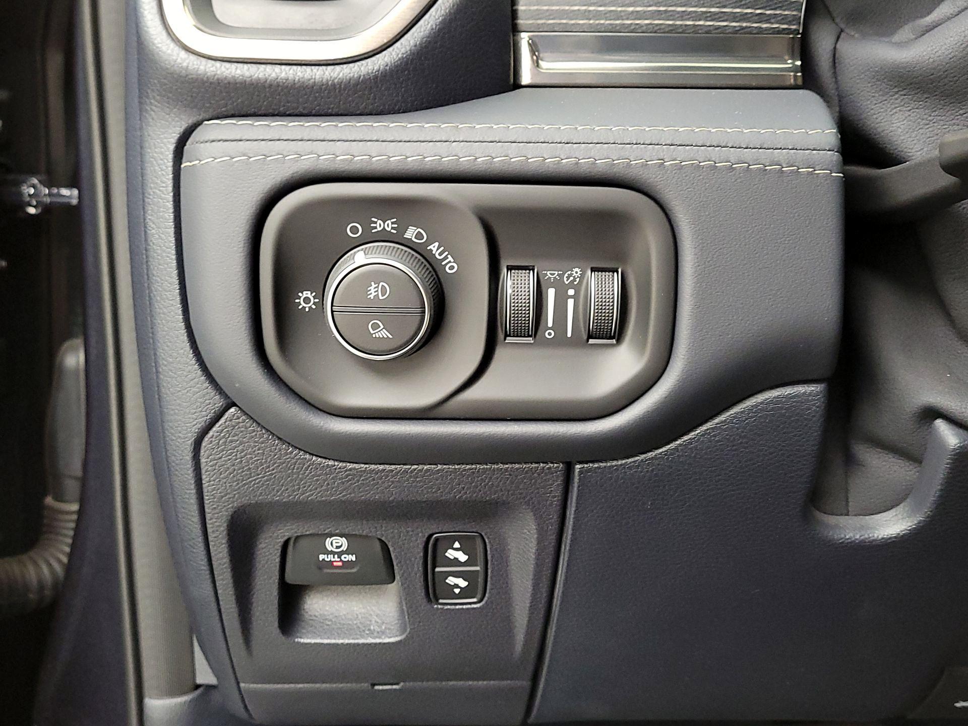 Thumbnail: 2020 RAM 1500 - 13