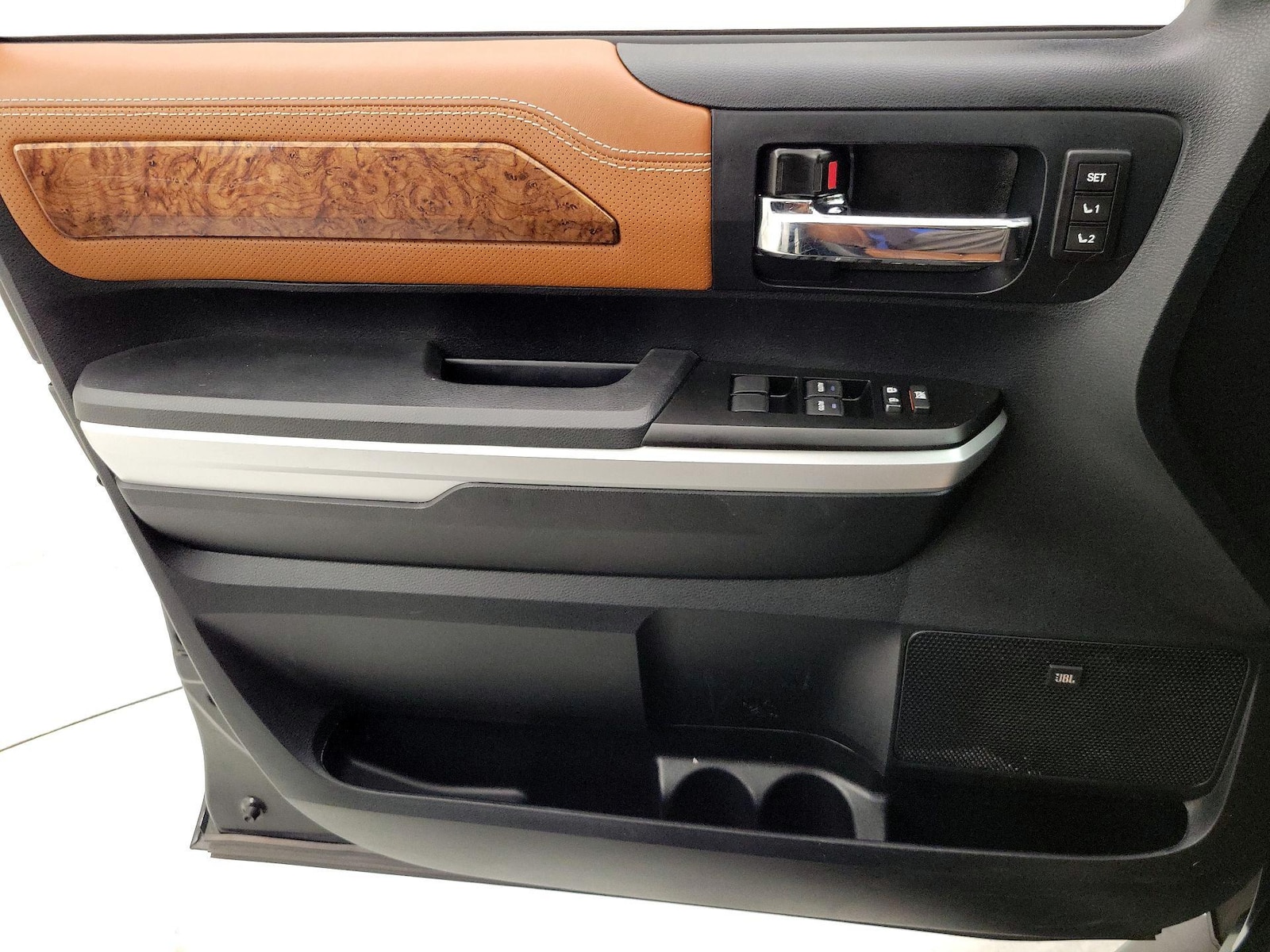 2016 Toyota Tundra Platinum - Photo 13