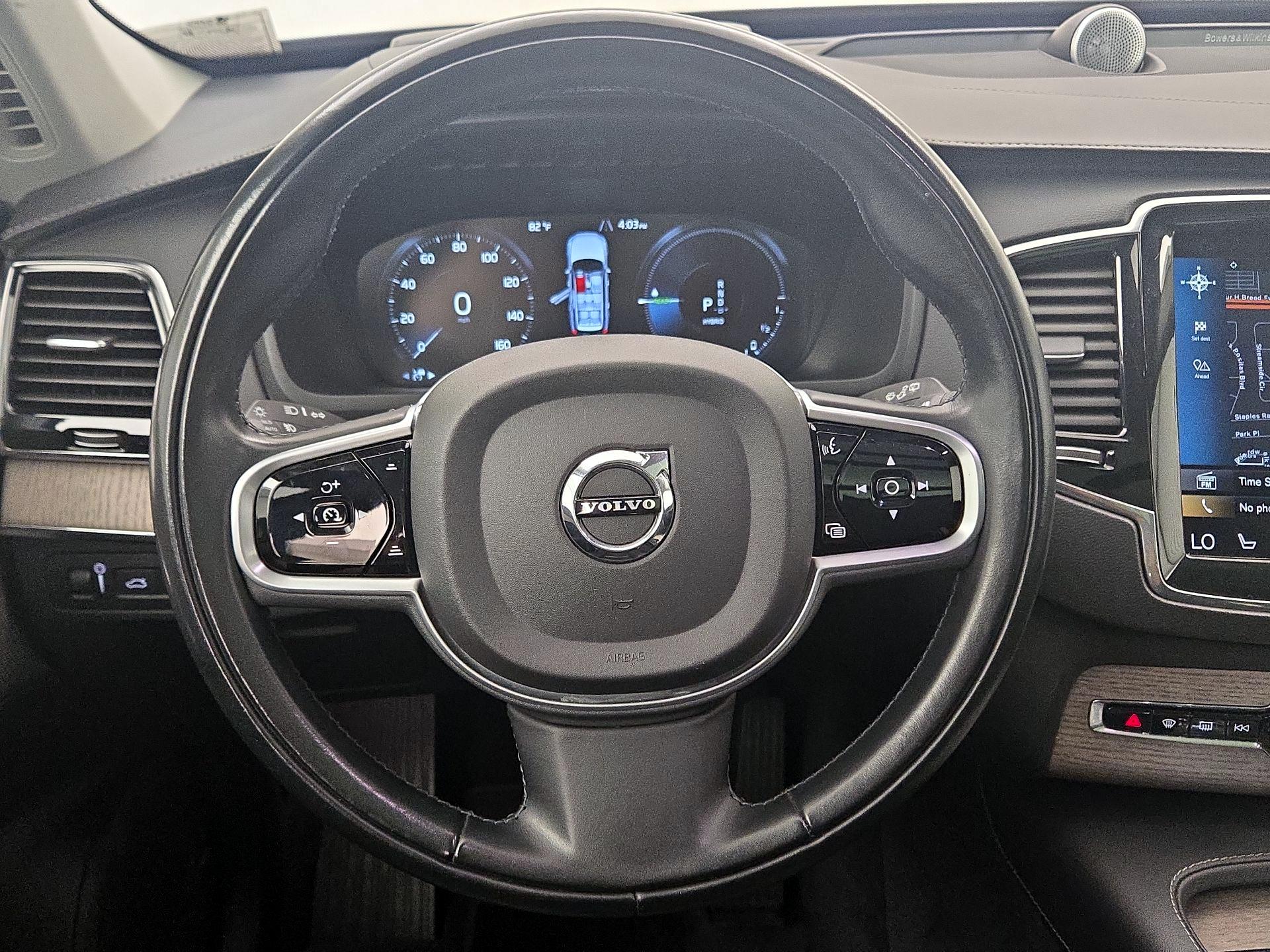 Thumbnail: 2021 Volvo XC90 - 10